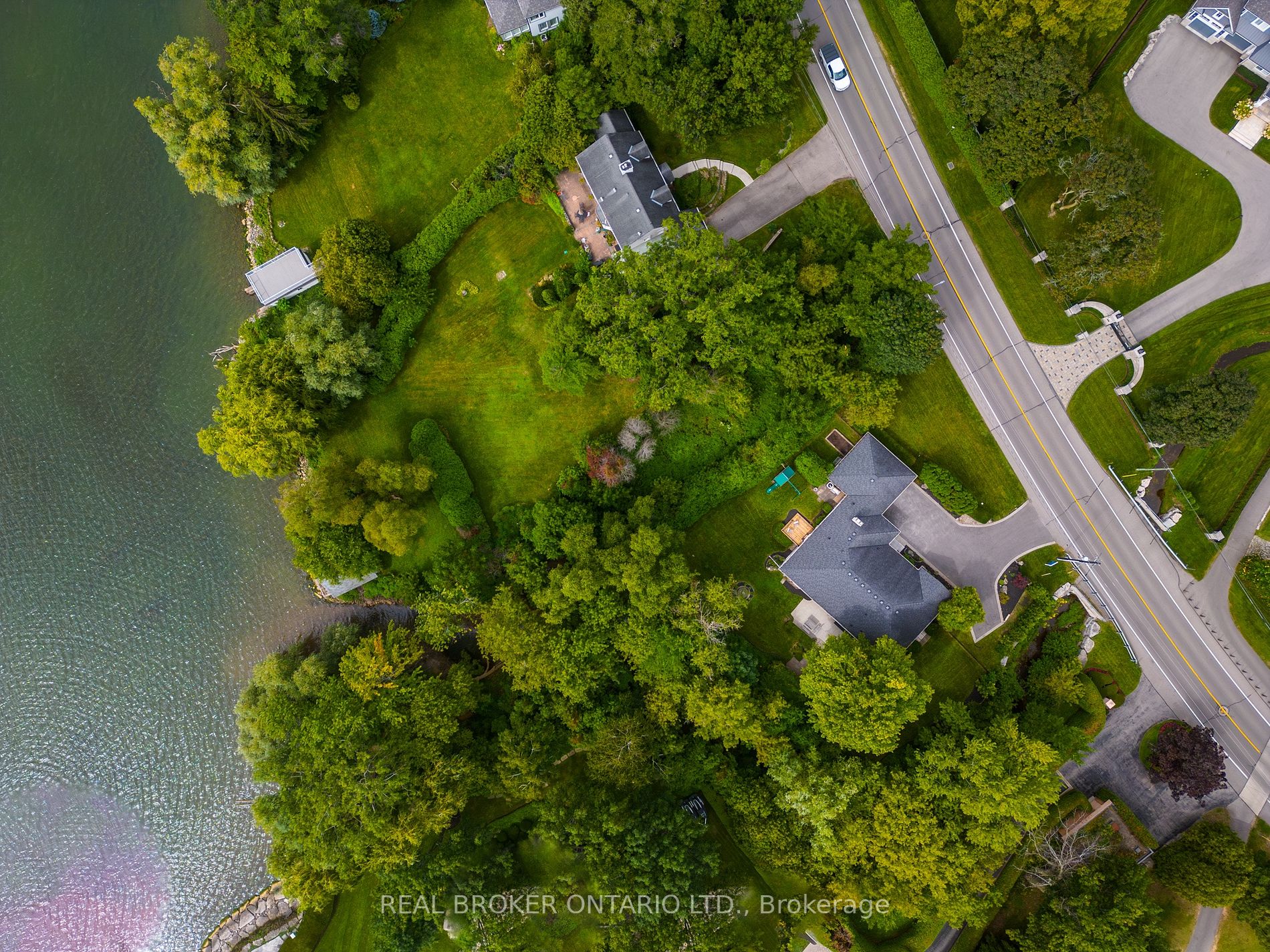 360 North Shore Blvd E