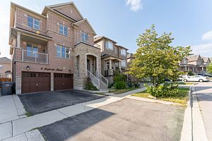 4 Ingleside Rd N