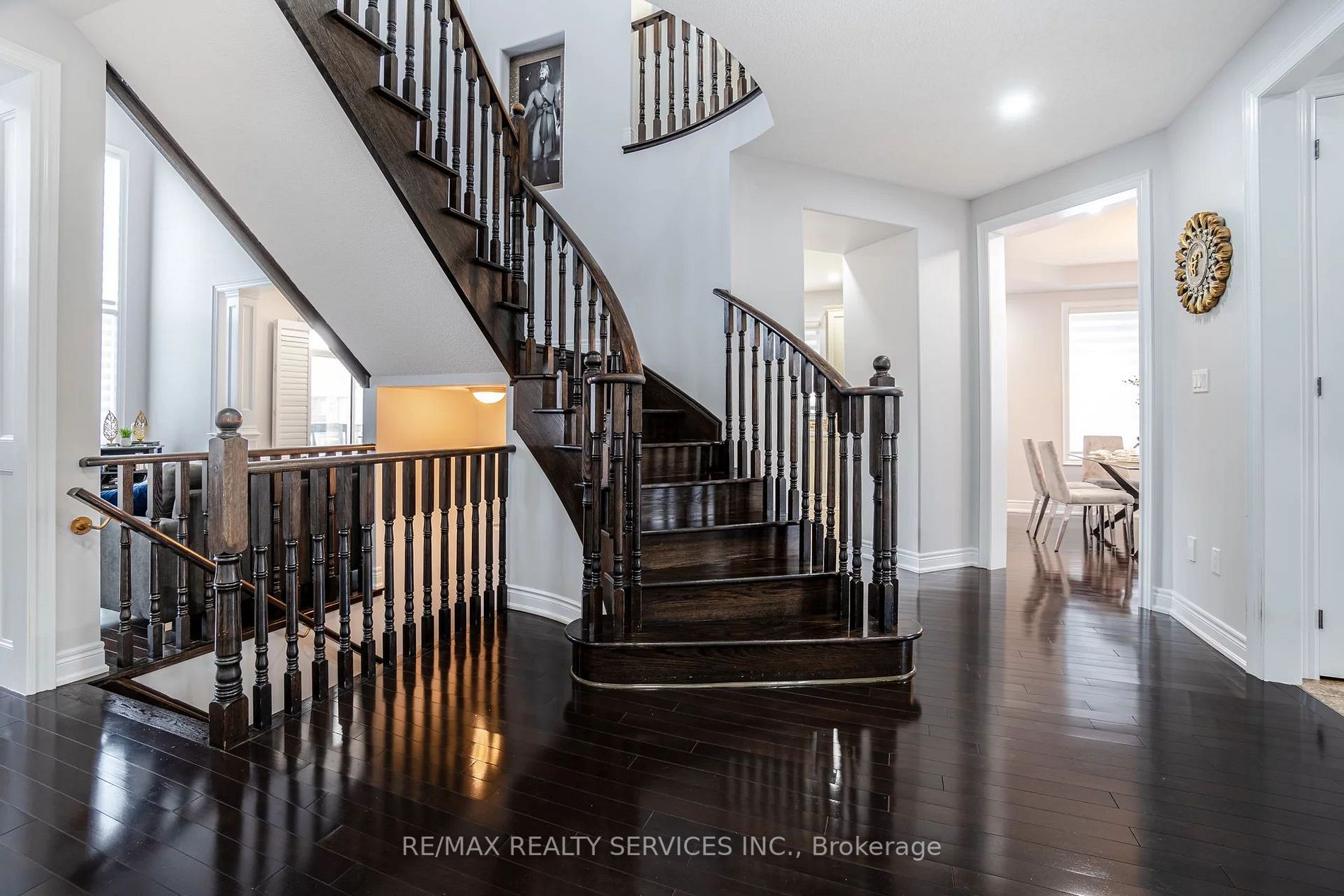 24 Fort Williams Dr