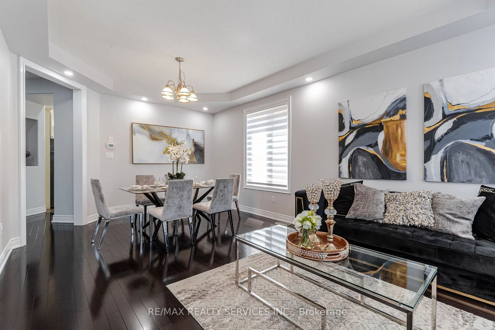 24 Fort Williams Dr