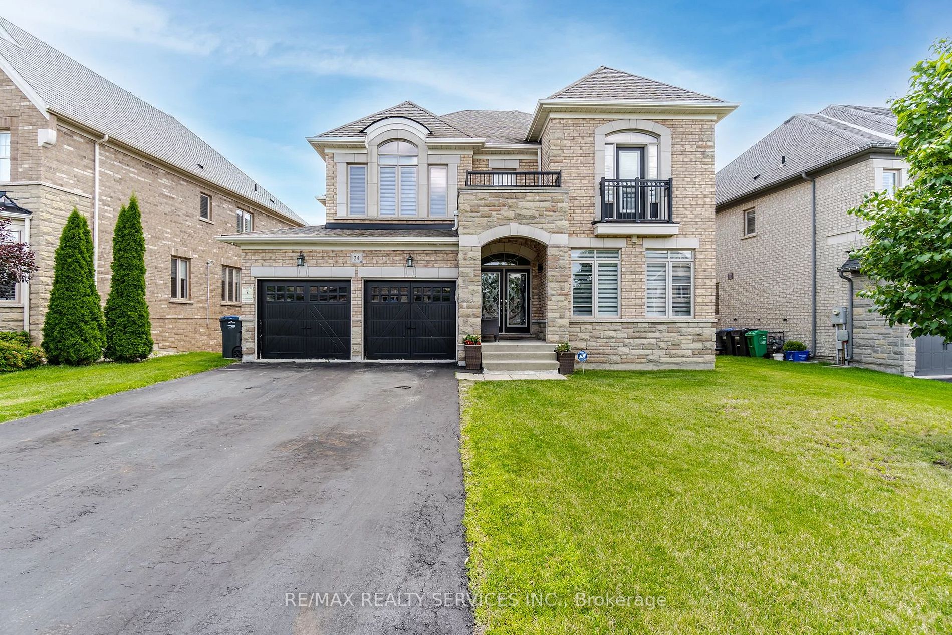 24 Fort Williams Dr
