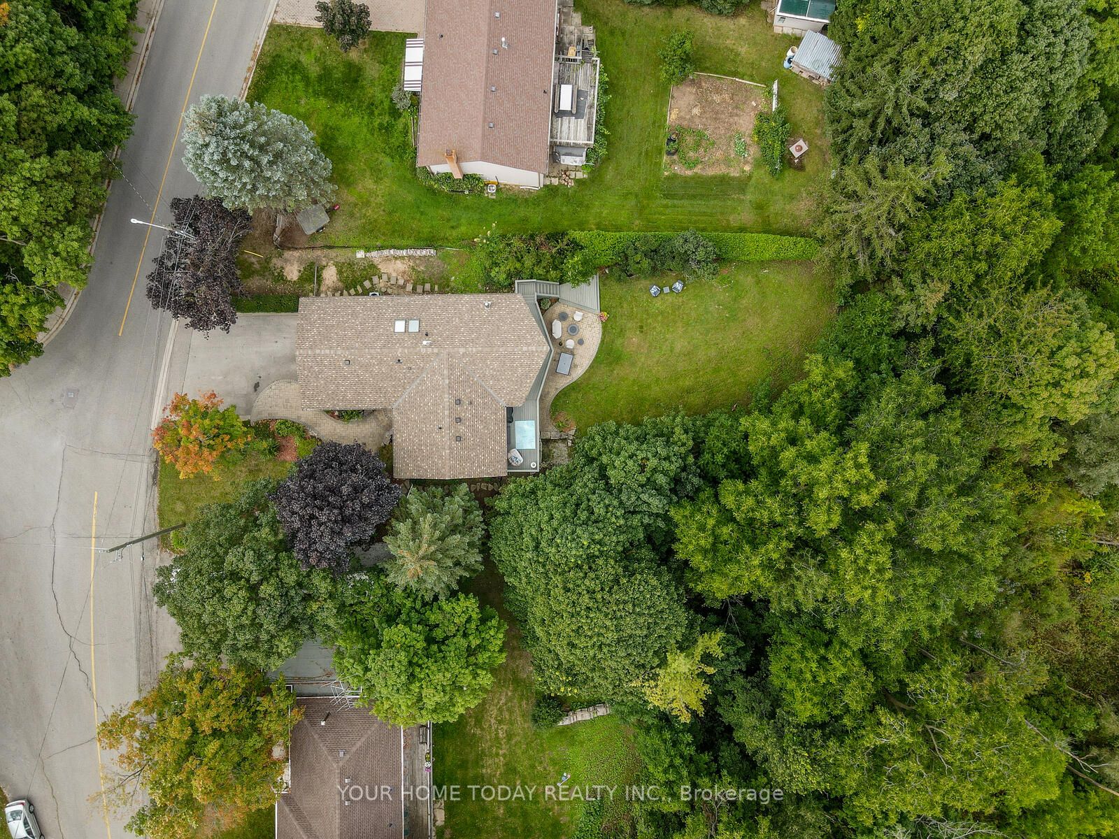 13 Stewarttown Road