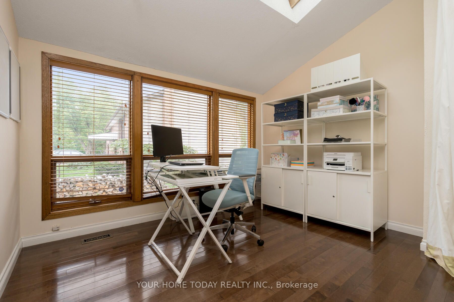 13 Stewarttown Road