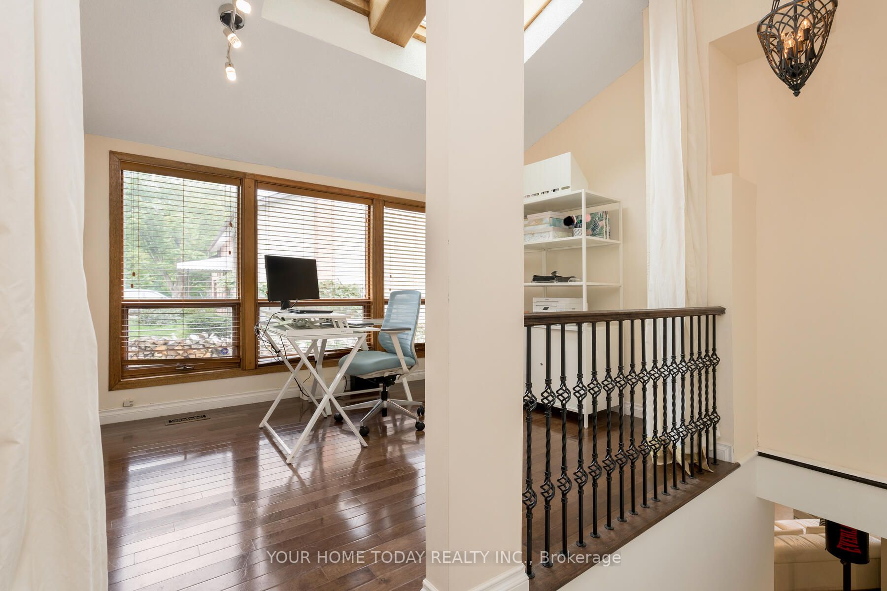 13 Stewarttown Road