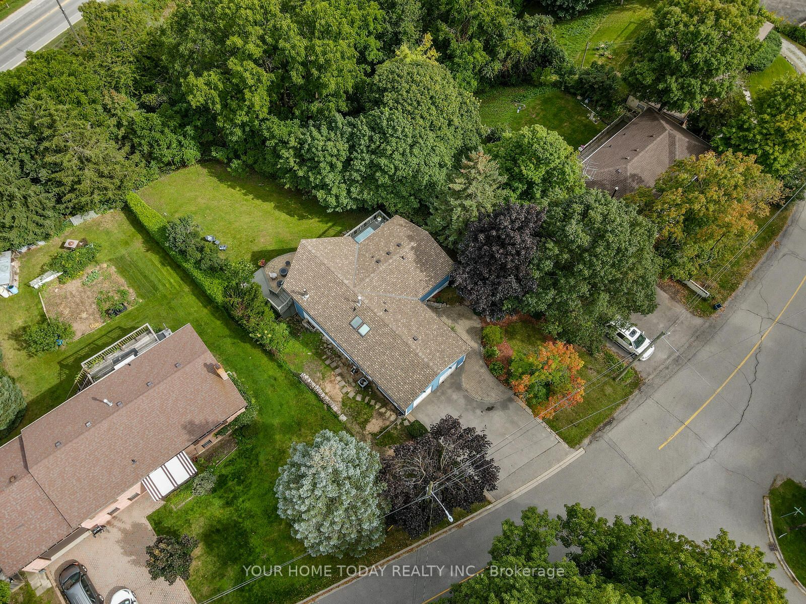 13 Stewarttown Road