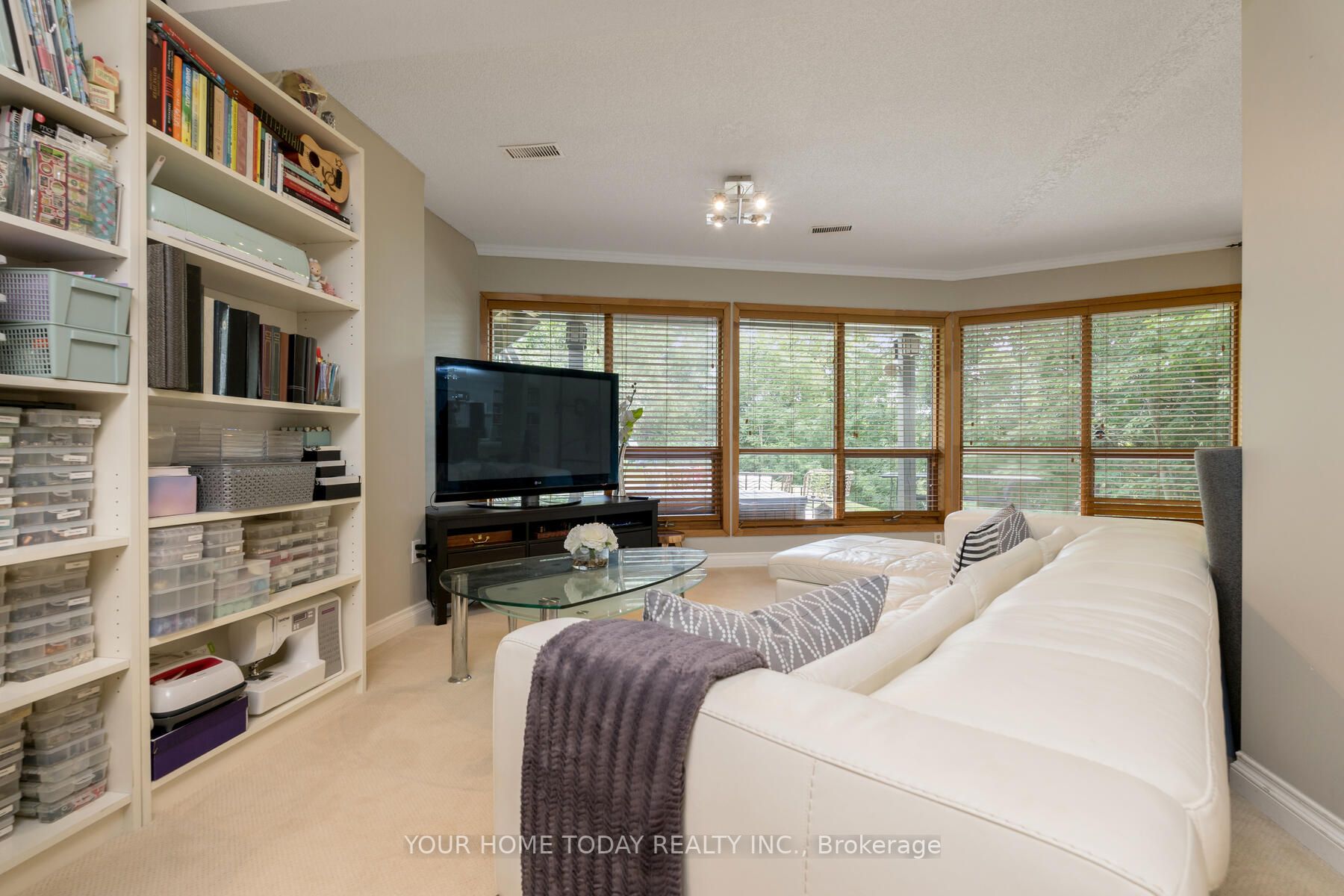 13 Stewarttown Road