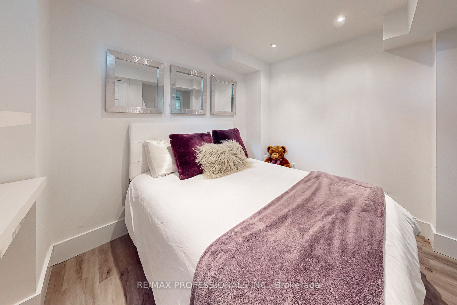 93 Frank Johnston Road