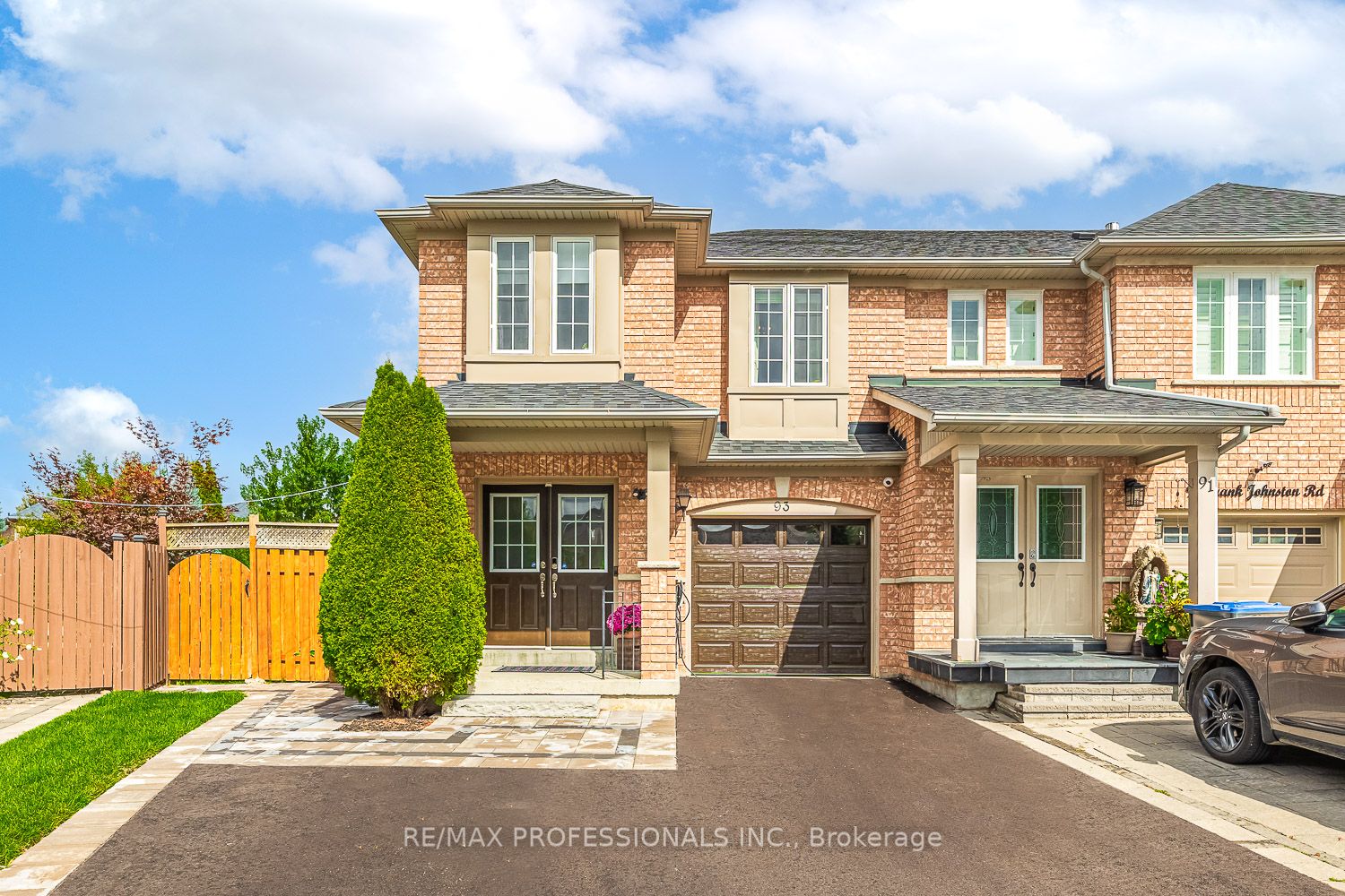 93 Frank Johnston Rd