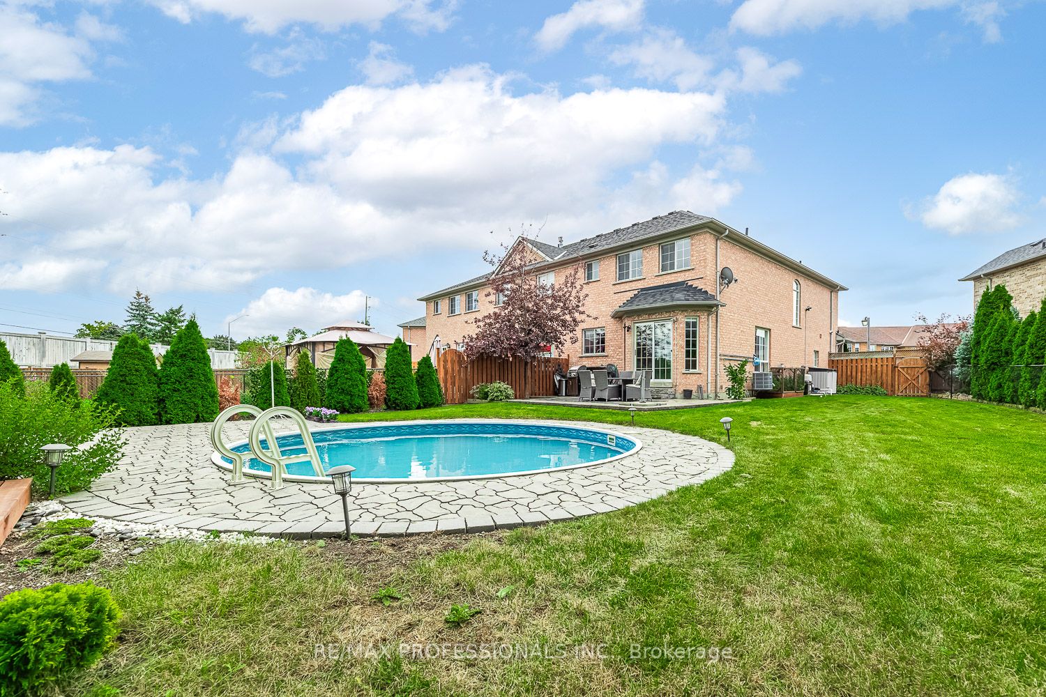 93 Frank Johnston Road