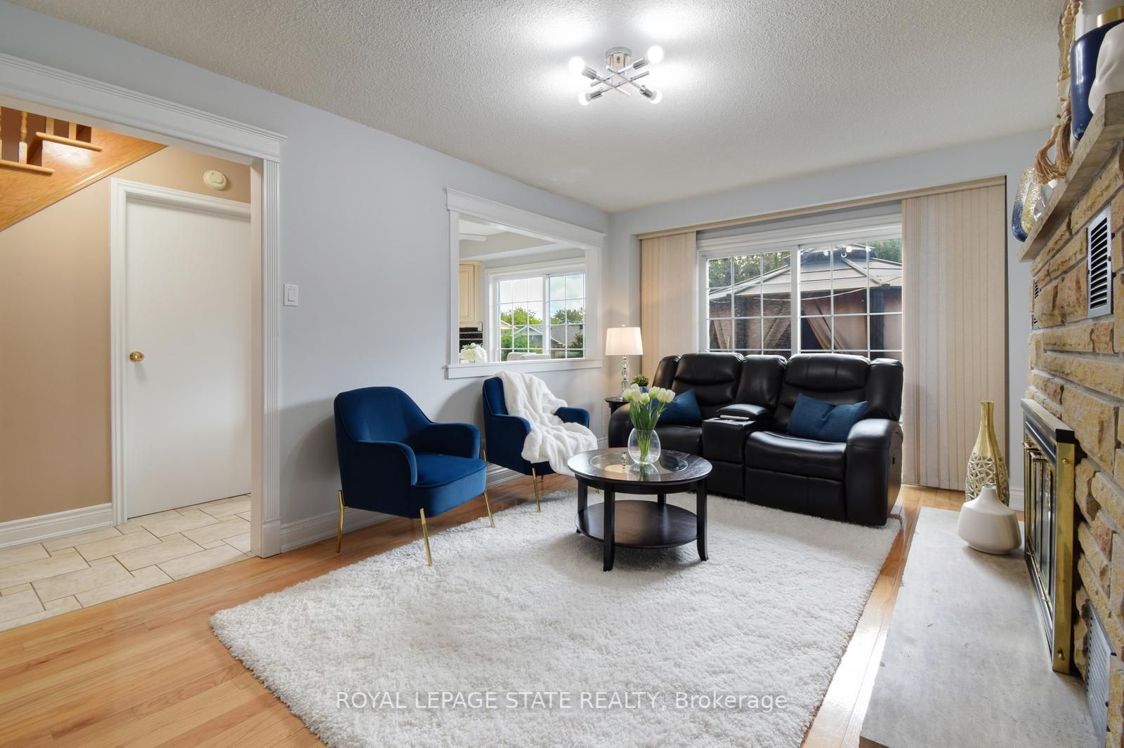 2252 Abbotsbury St