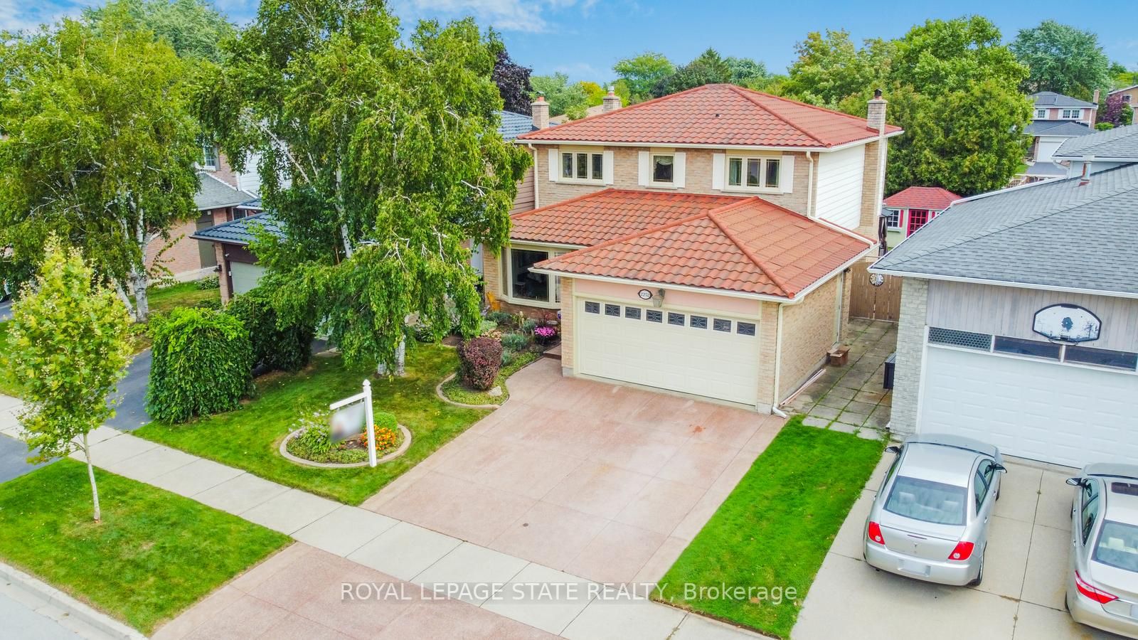 2252 Abbotsbury St