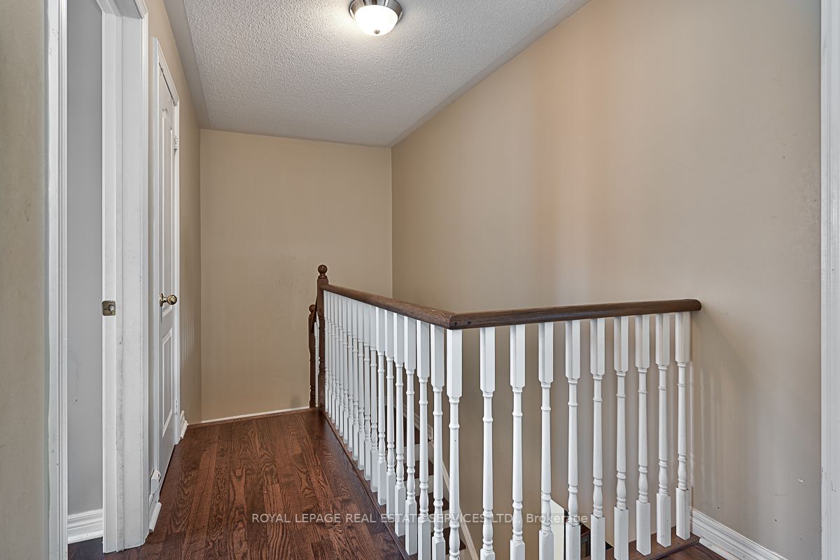 176 Giddings Cres