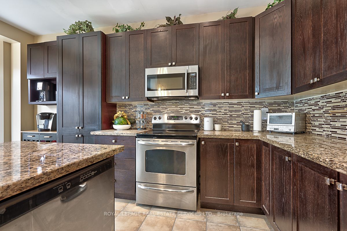176 Giddings Cres