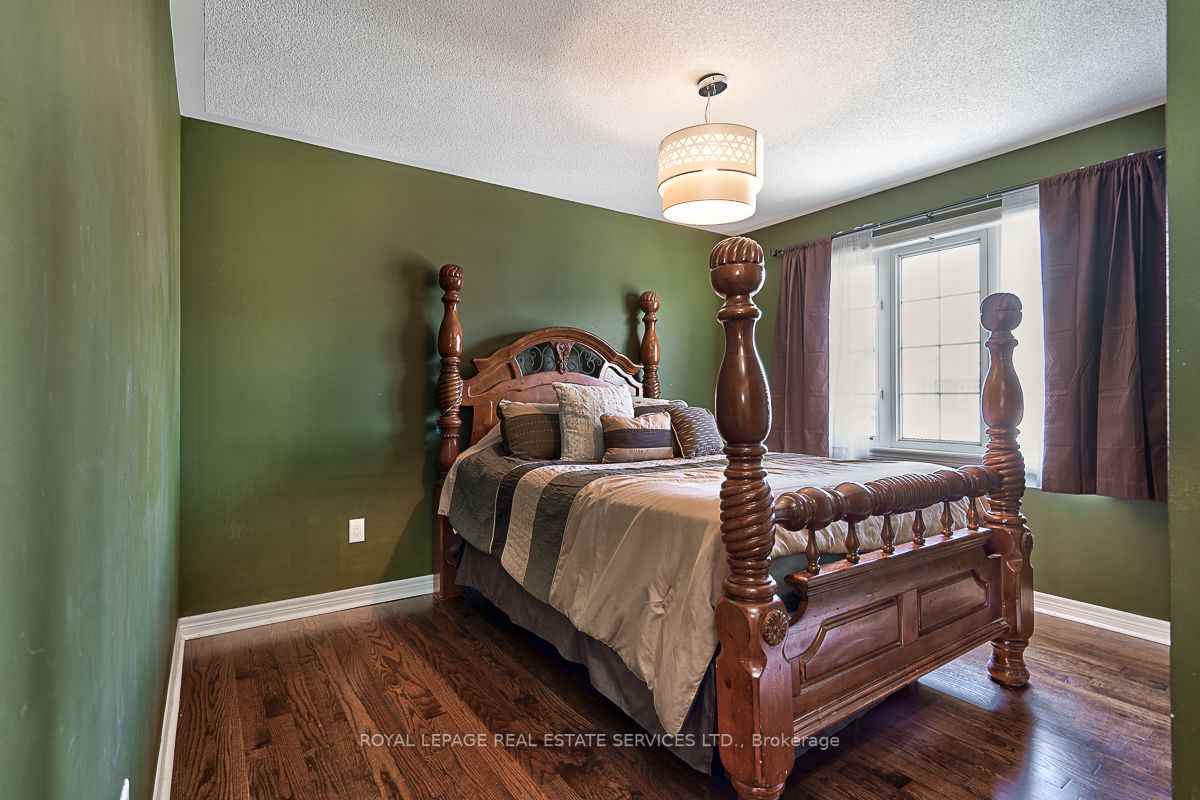 176 Giddings Cres