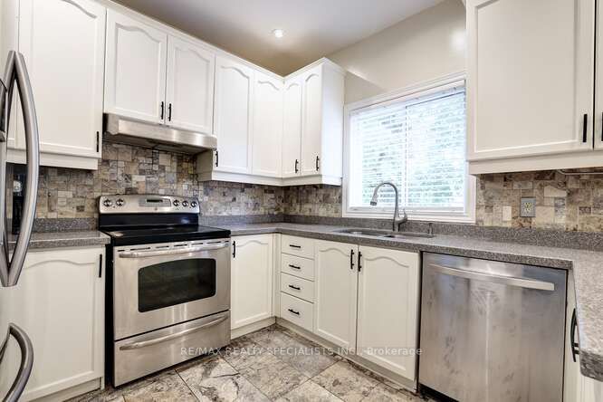 Listing W6819436 - Large Photo # 11