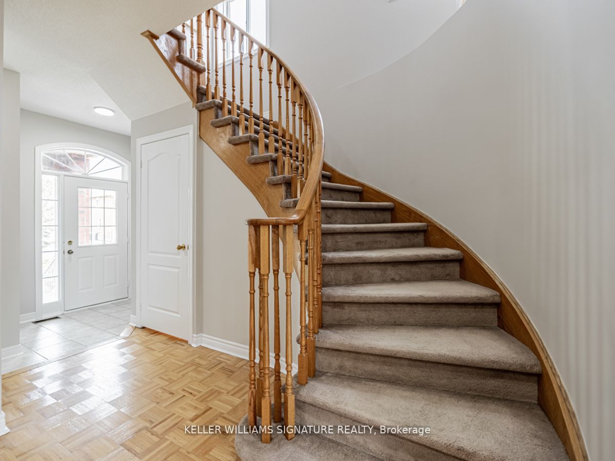 7342 Rosehurst Dr