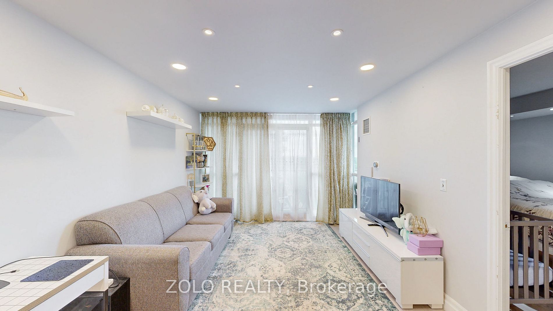 1940 Ironstone Drive, #801
