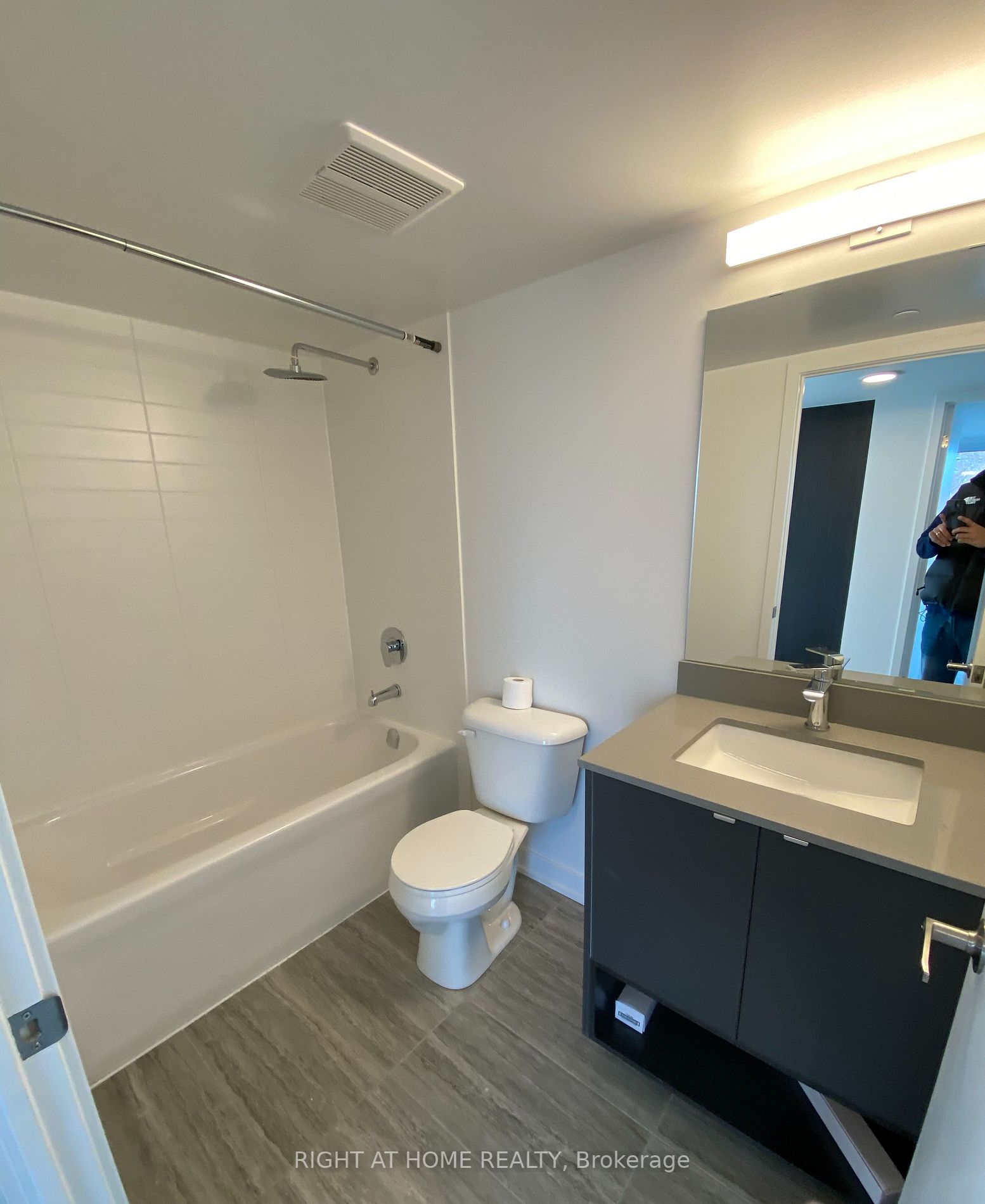 1119 Cooke Boulevard, #B421