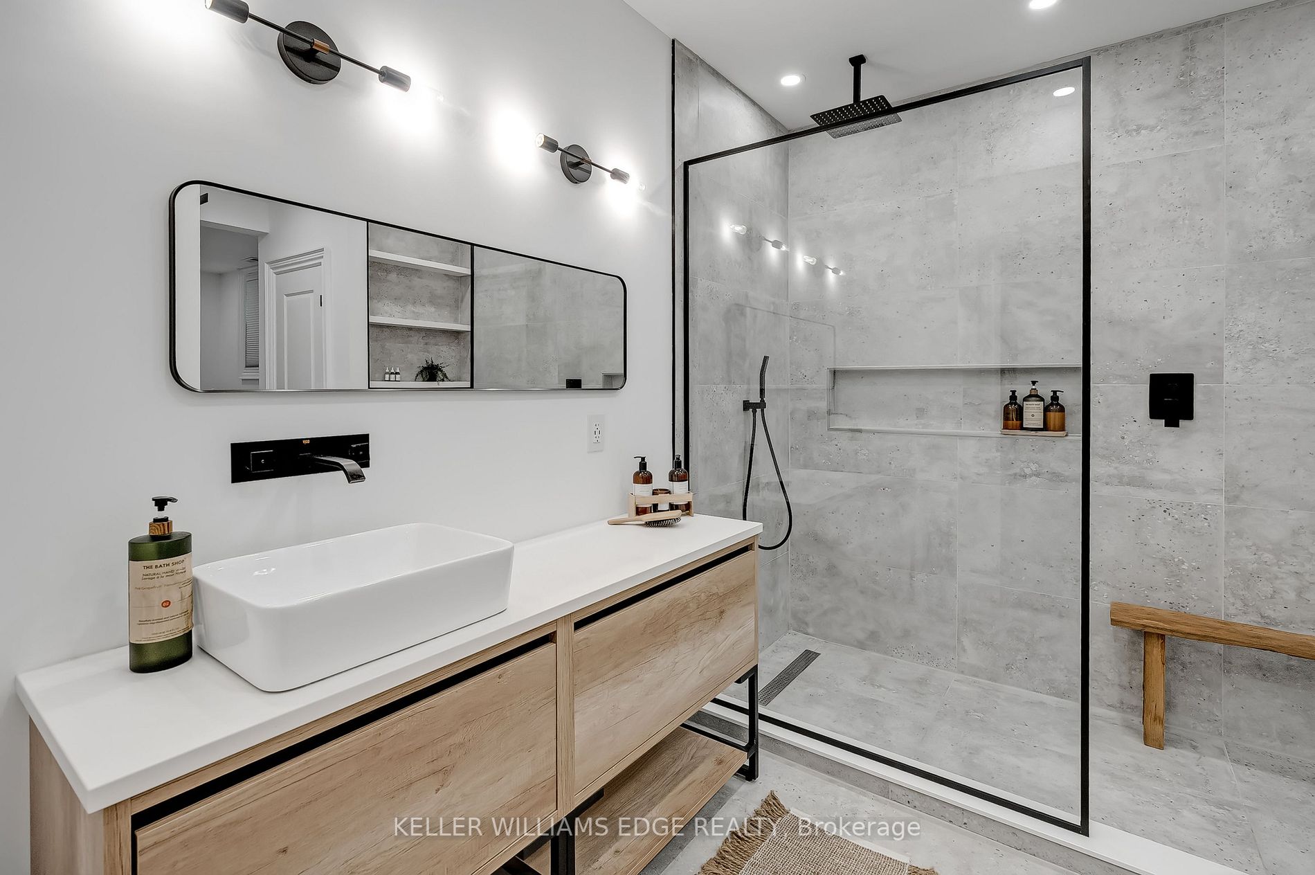 175 North Shore Boulevard W