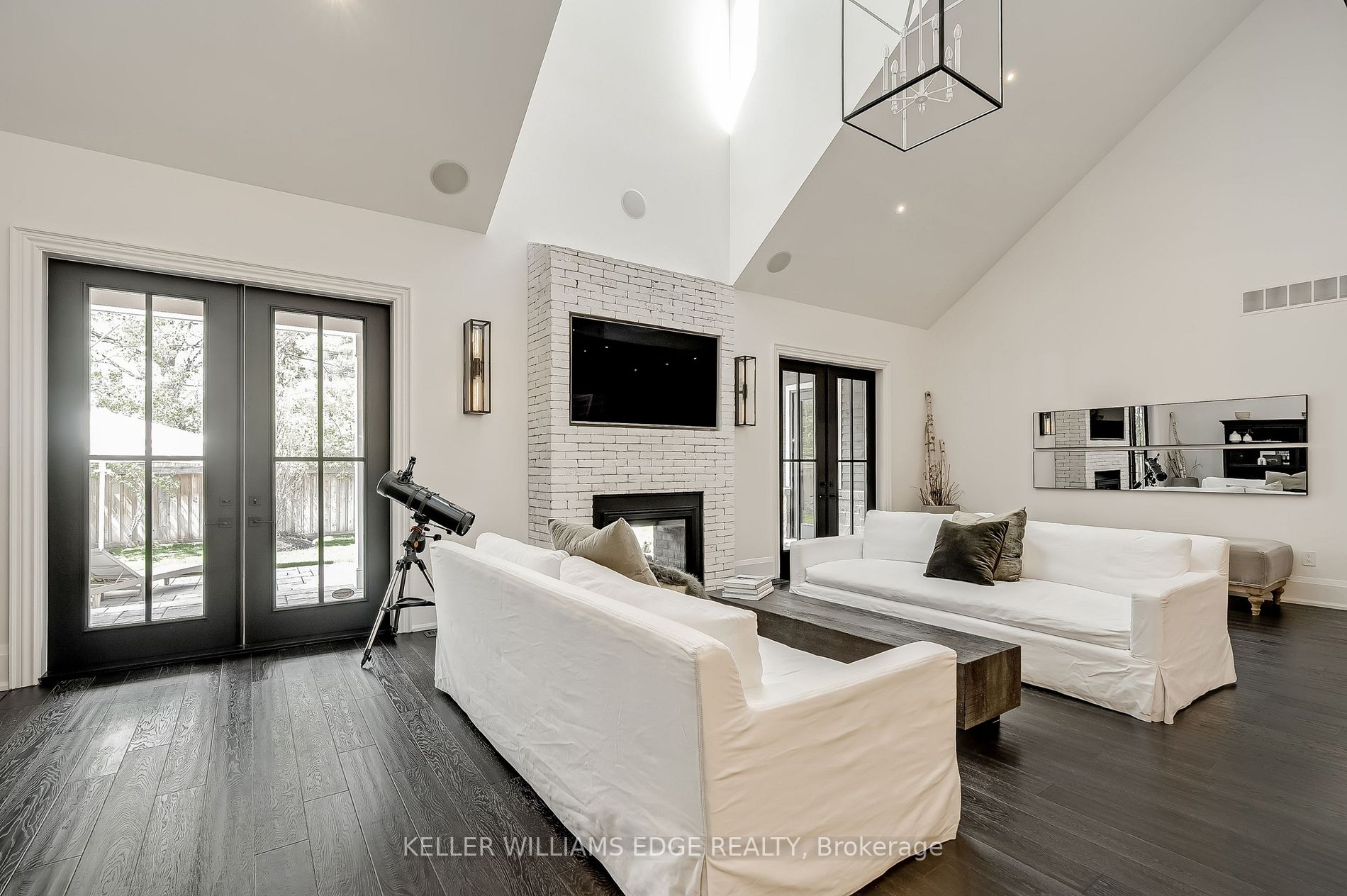 175 North Shore Boulevard W