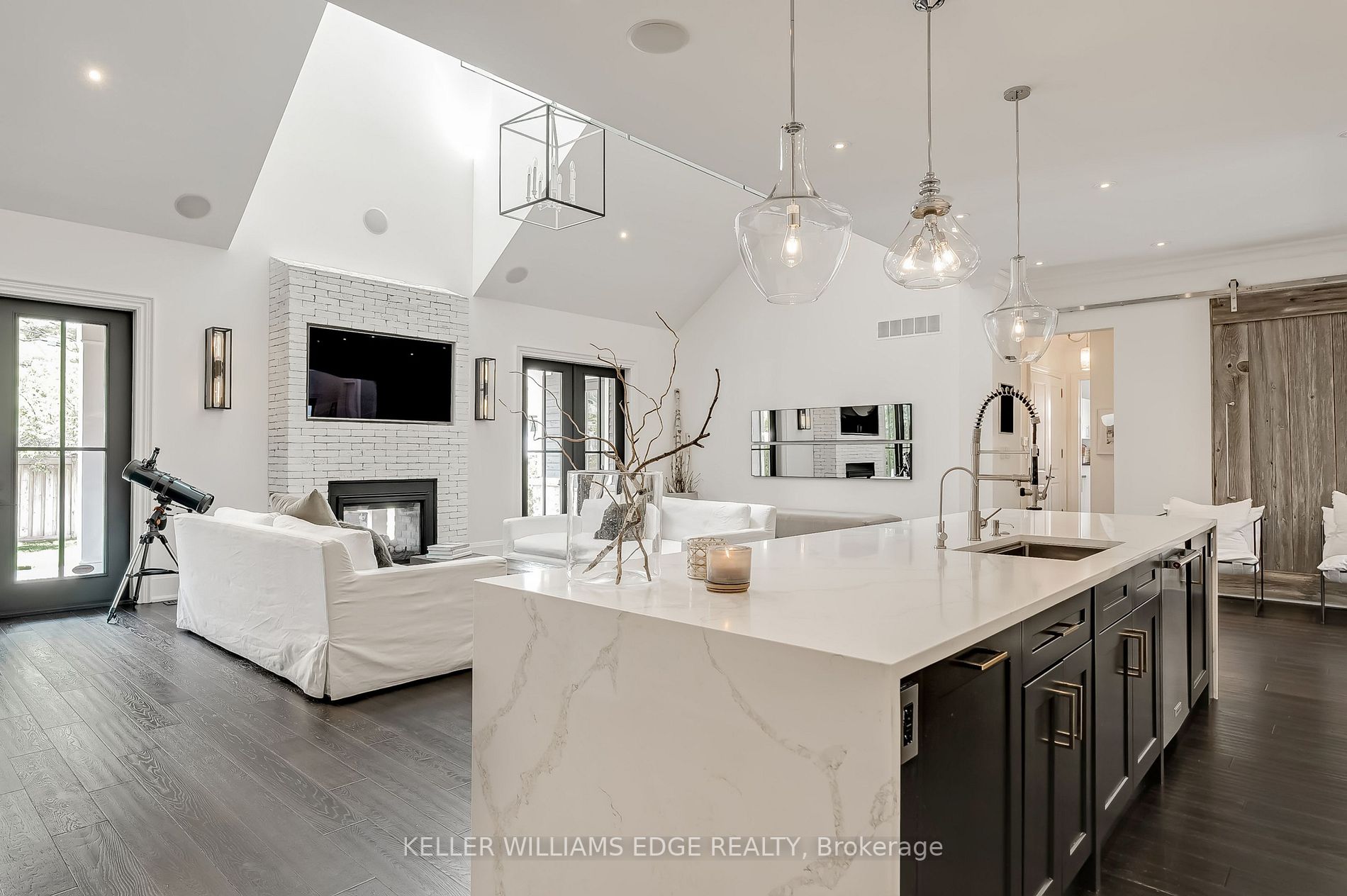175 North Shore Boulevard W