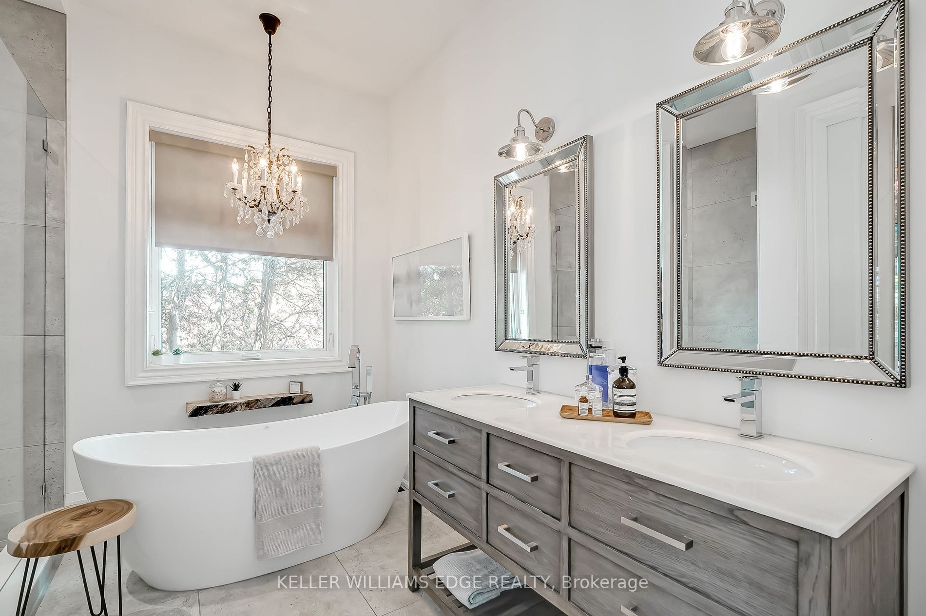 175 North Shore Boulevard W