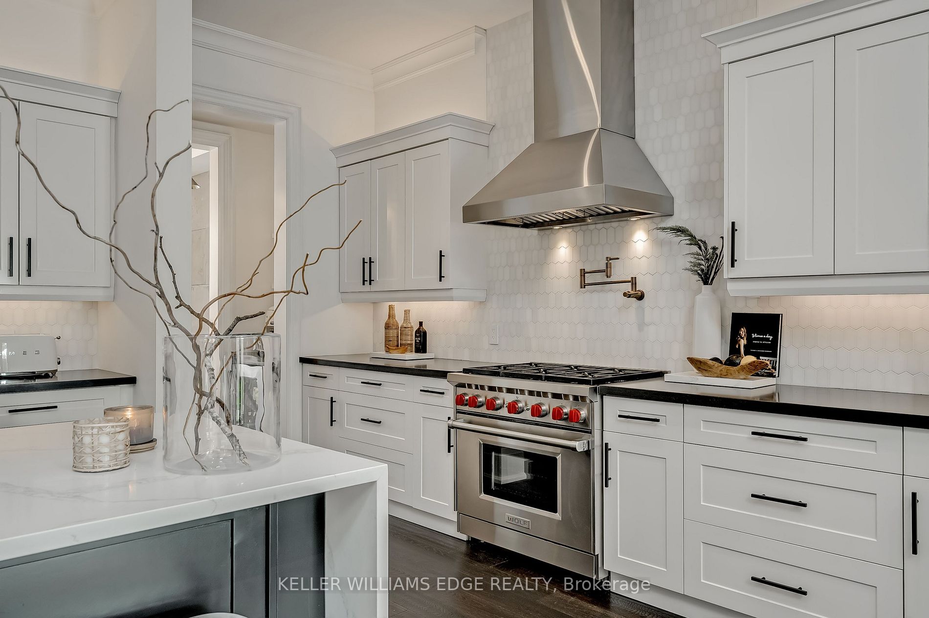175 North Shore Boulevard W