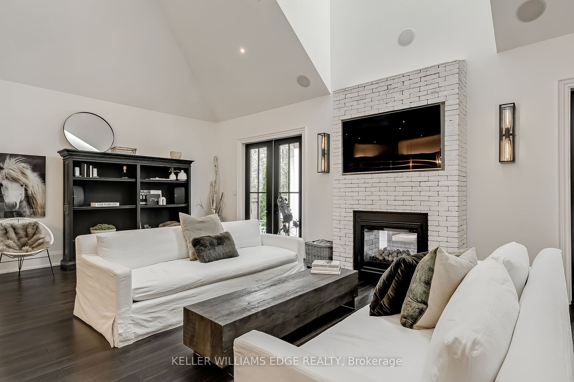 175 North Shore Boulevard W