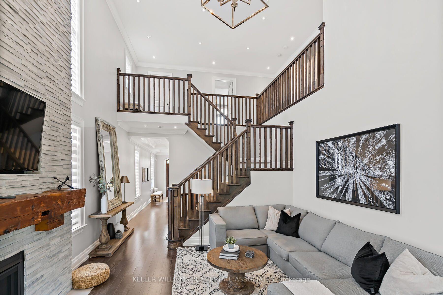 106 Foxtail Court