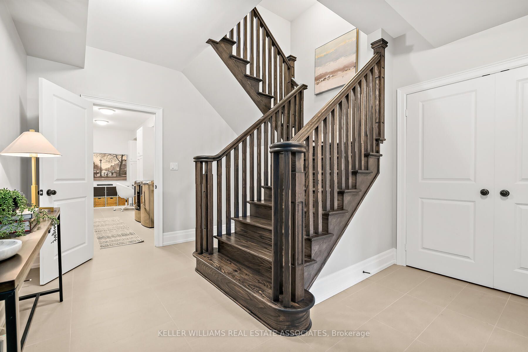 106 Foxtail Court