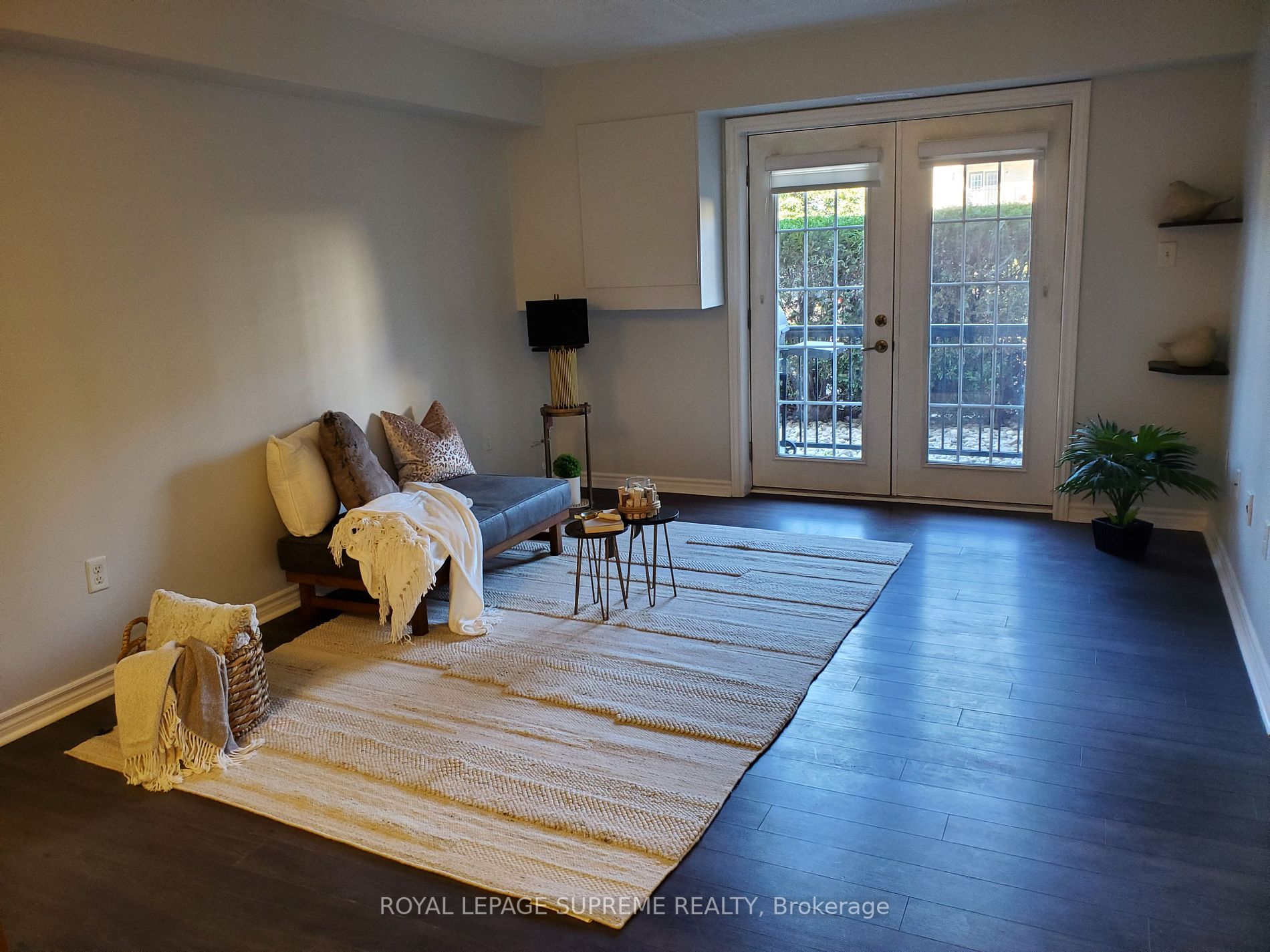 1487 Maple Ave, #104