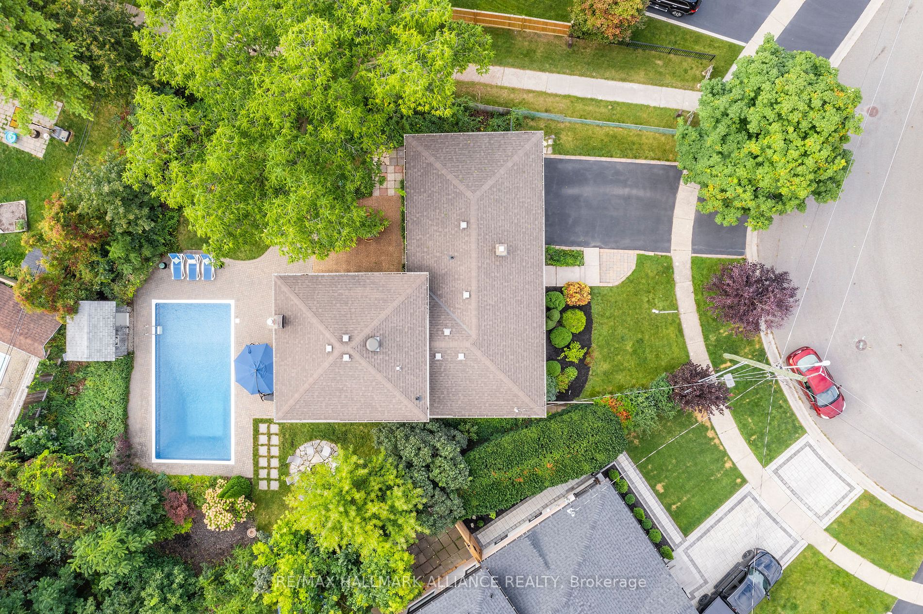 38 Baylor Crescent