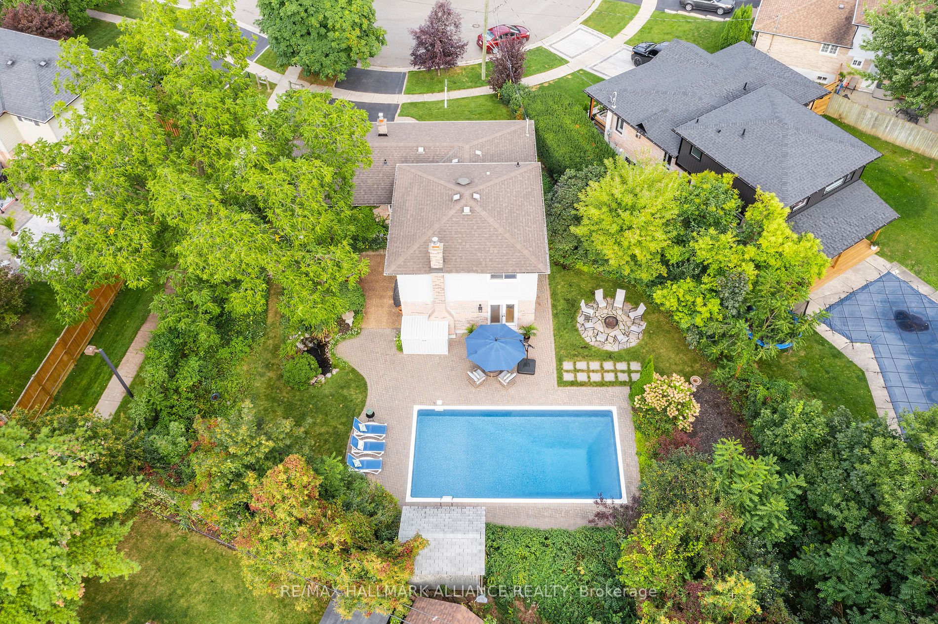 38 Baylor Crescent