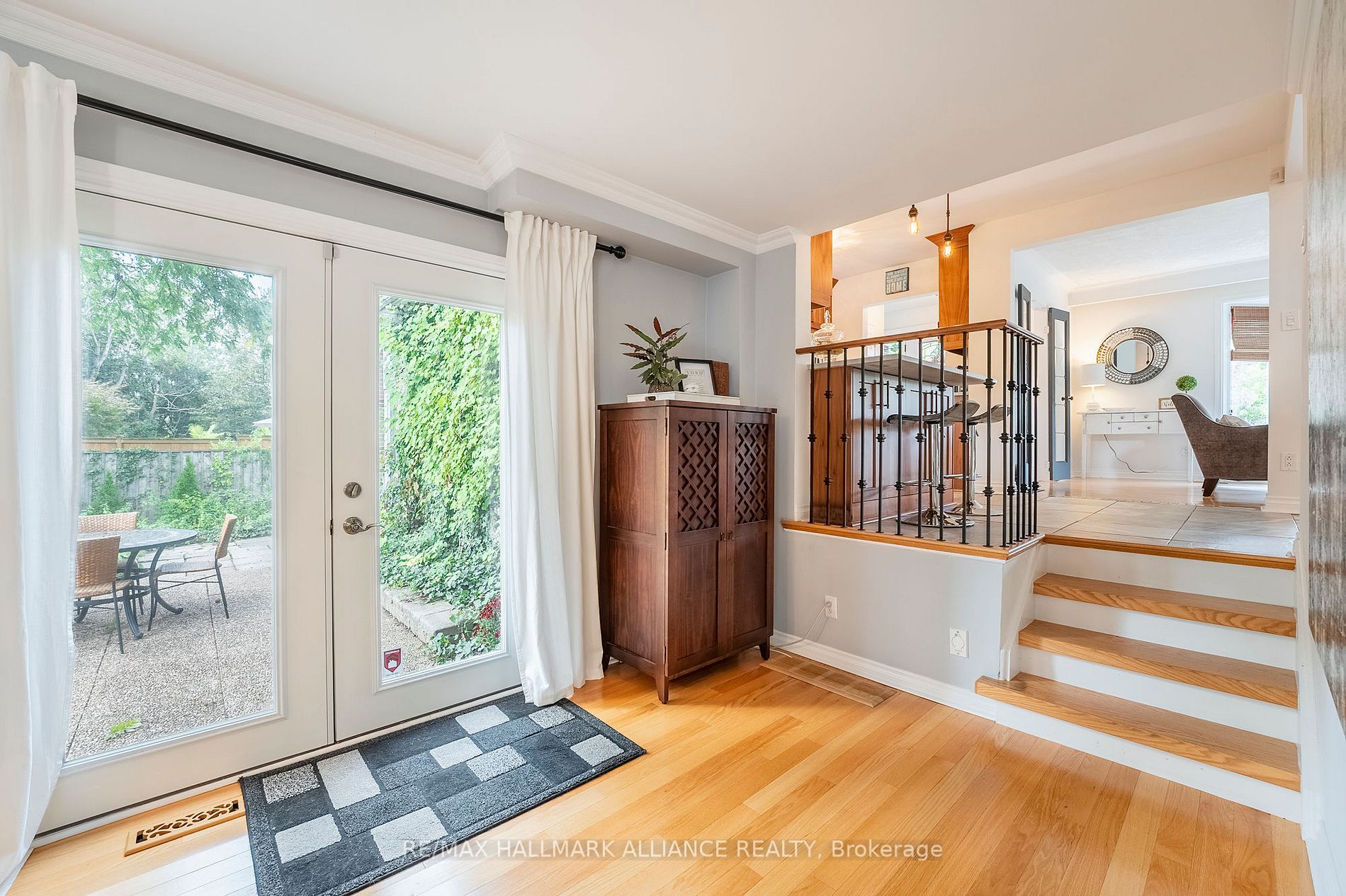 38 Baylor Crescent