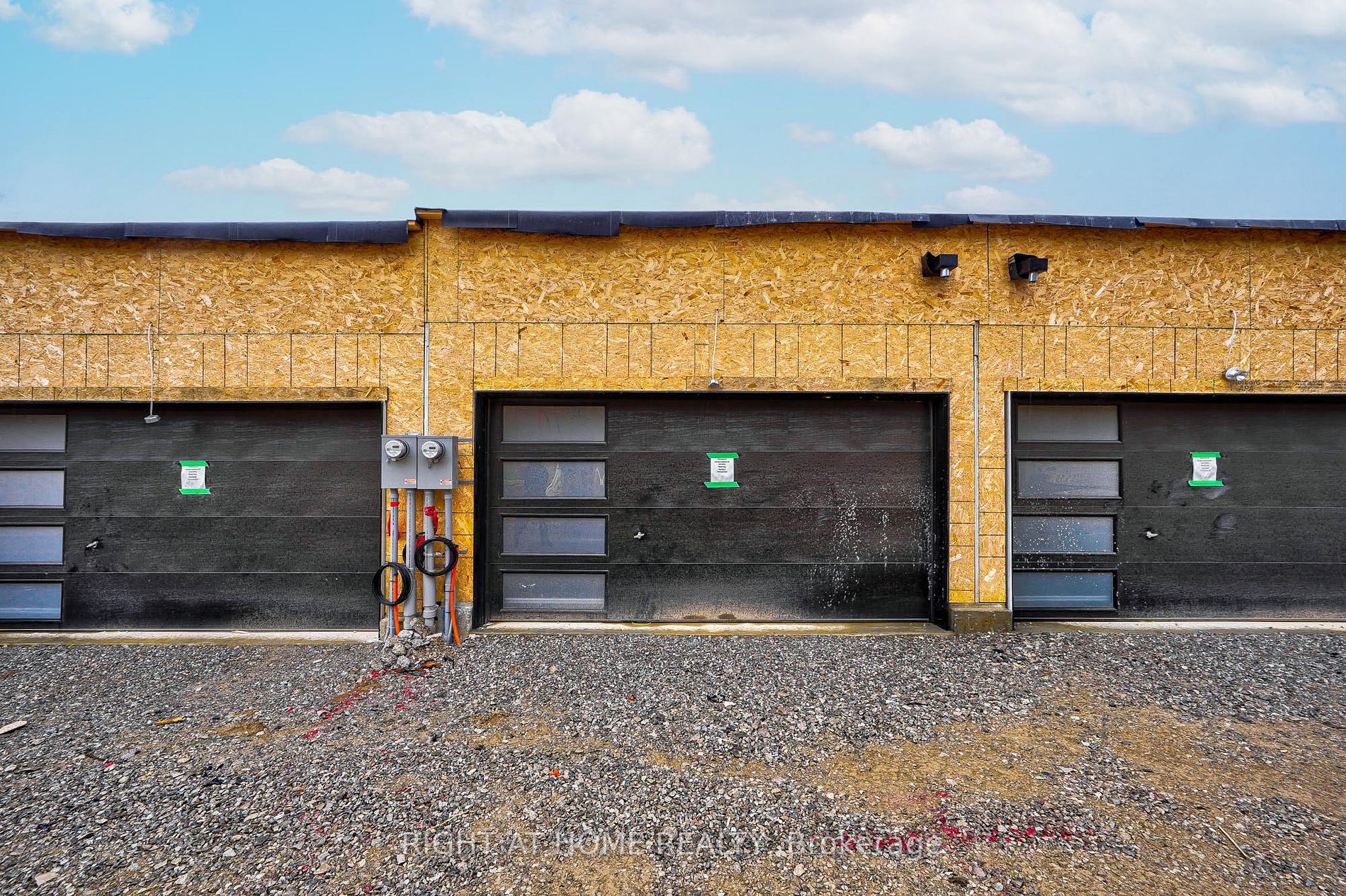 177F Caledonia Rd