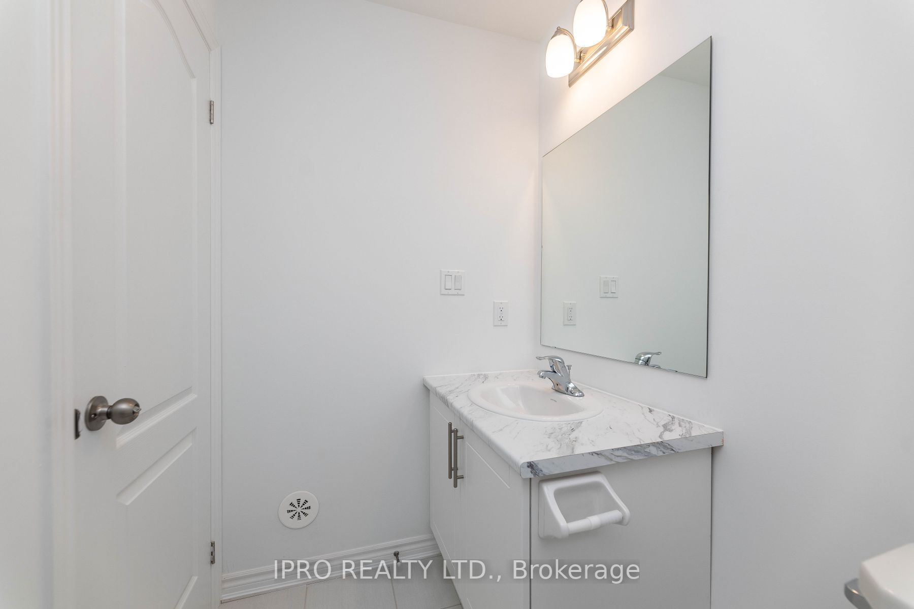 18 Waterville Way