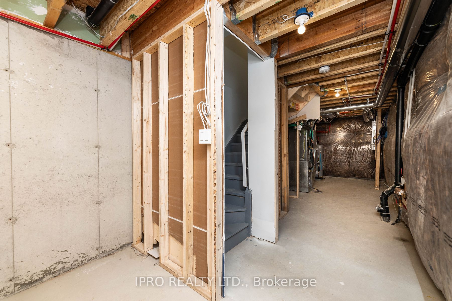 18 Waterville Way