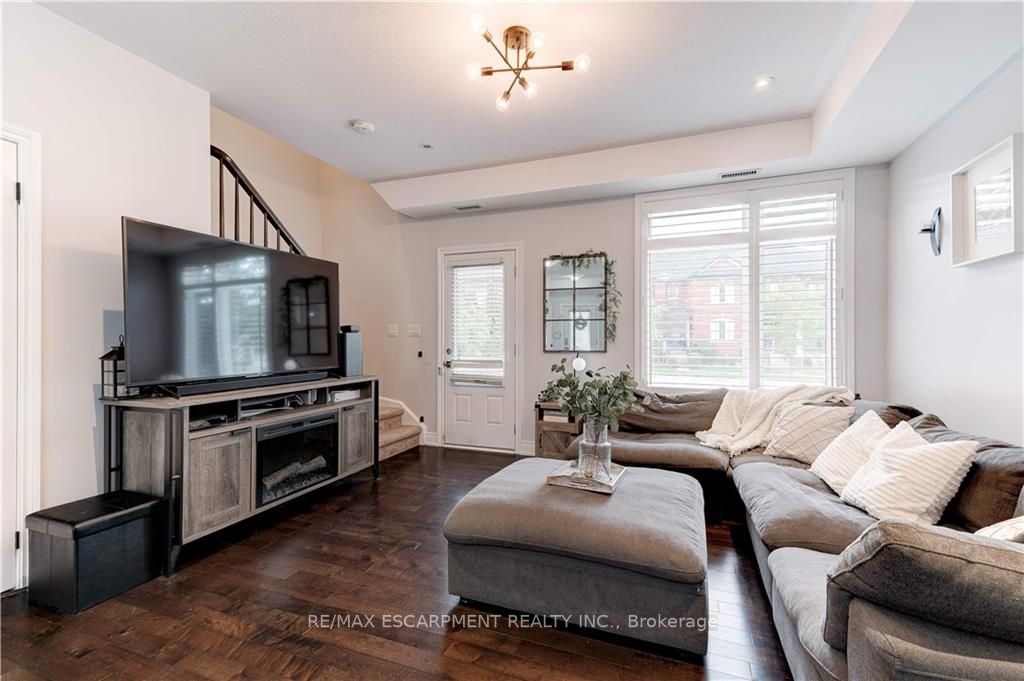 5030 Corporate Drive, #14