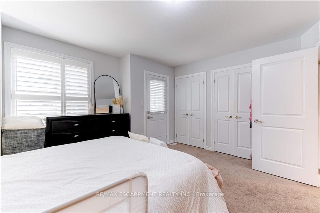 5030 Corporate Drive, #14