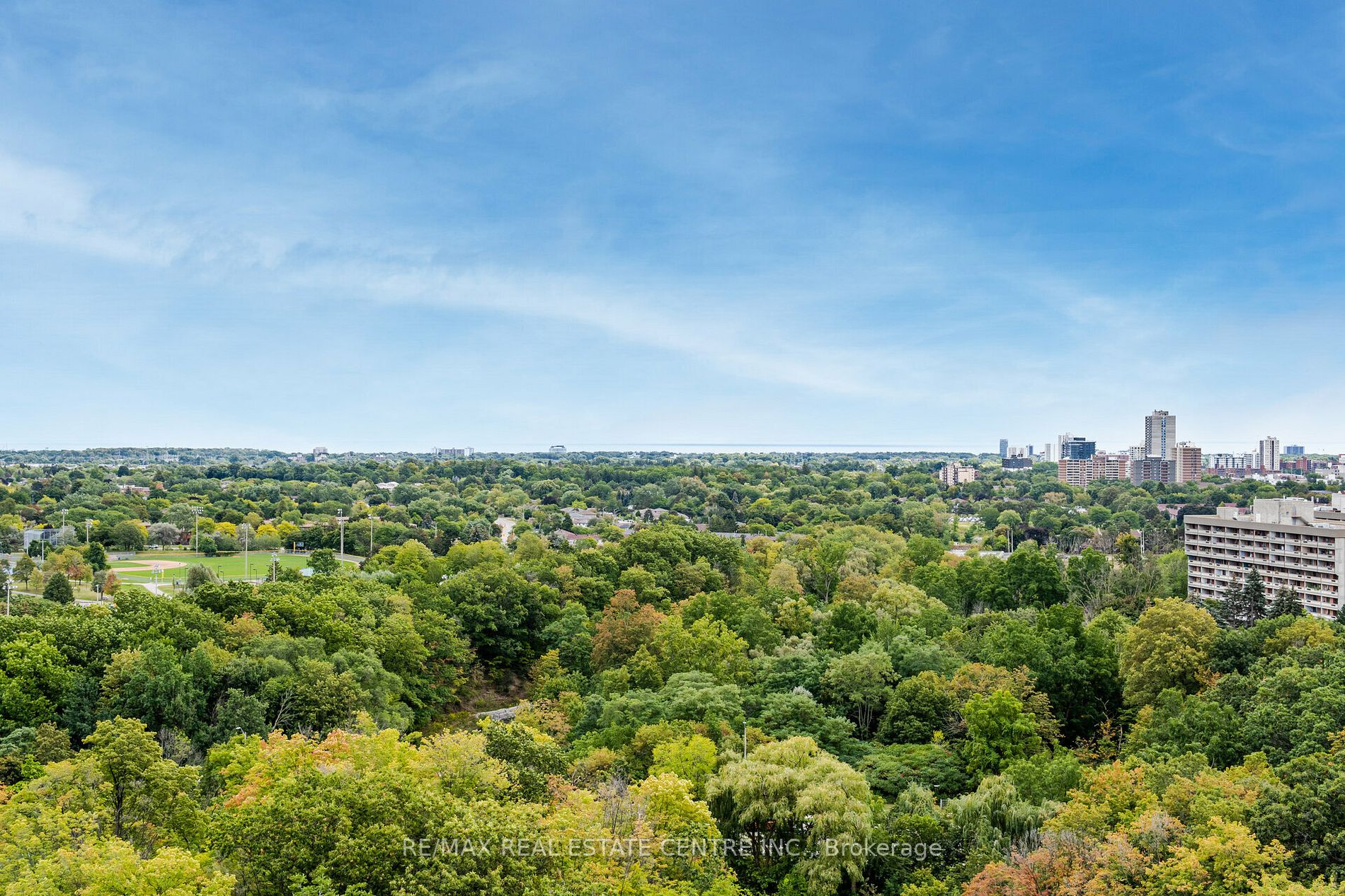200 Burnhamthorpe Rd E, #1406