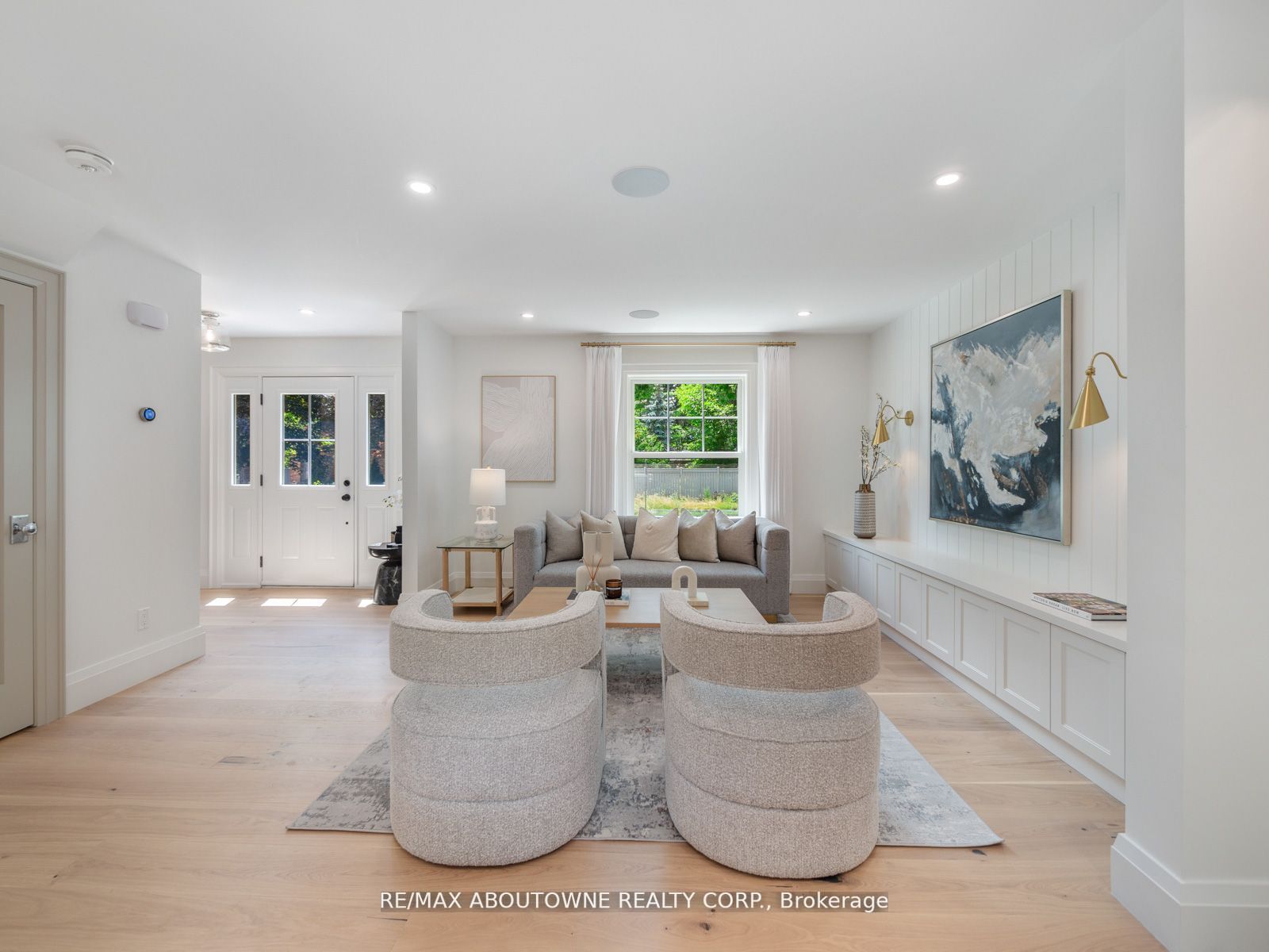 33 Harbourside Court