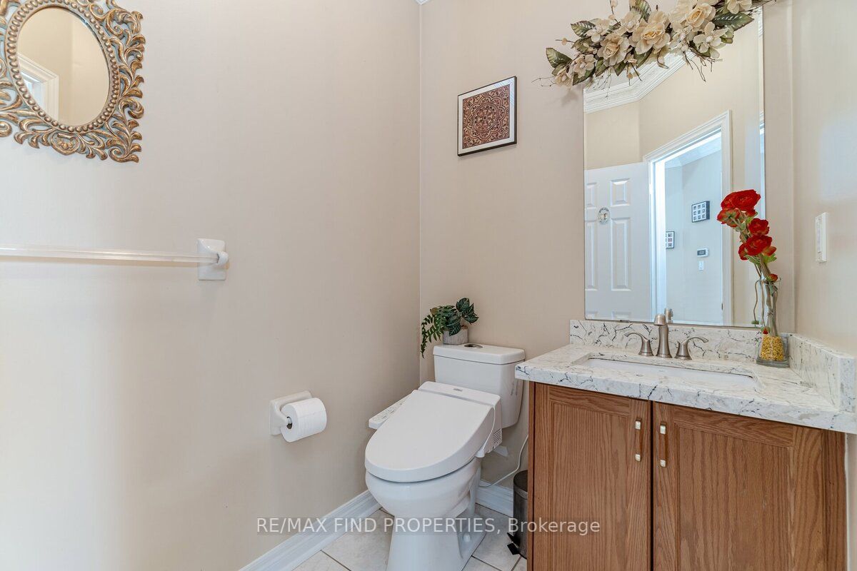 3269 Mcdowell Dr