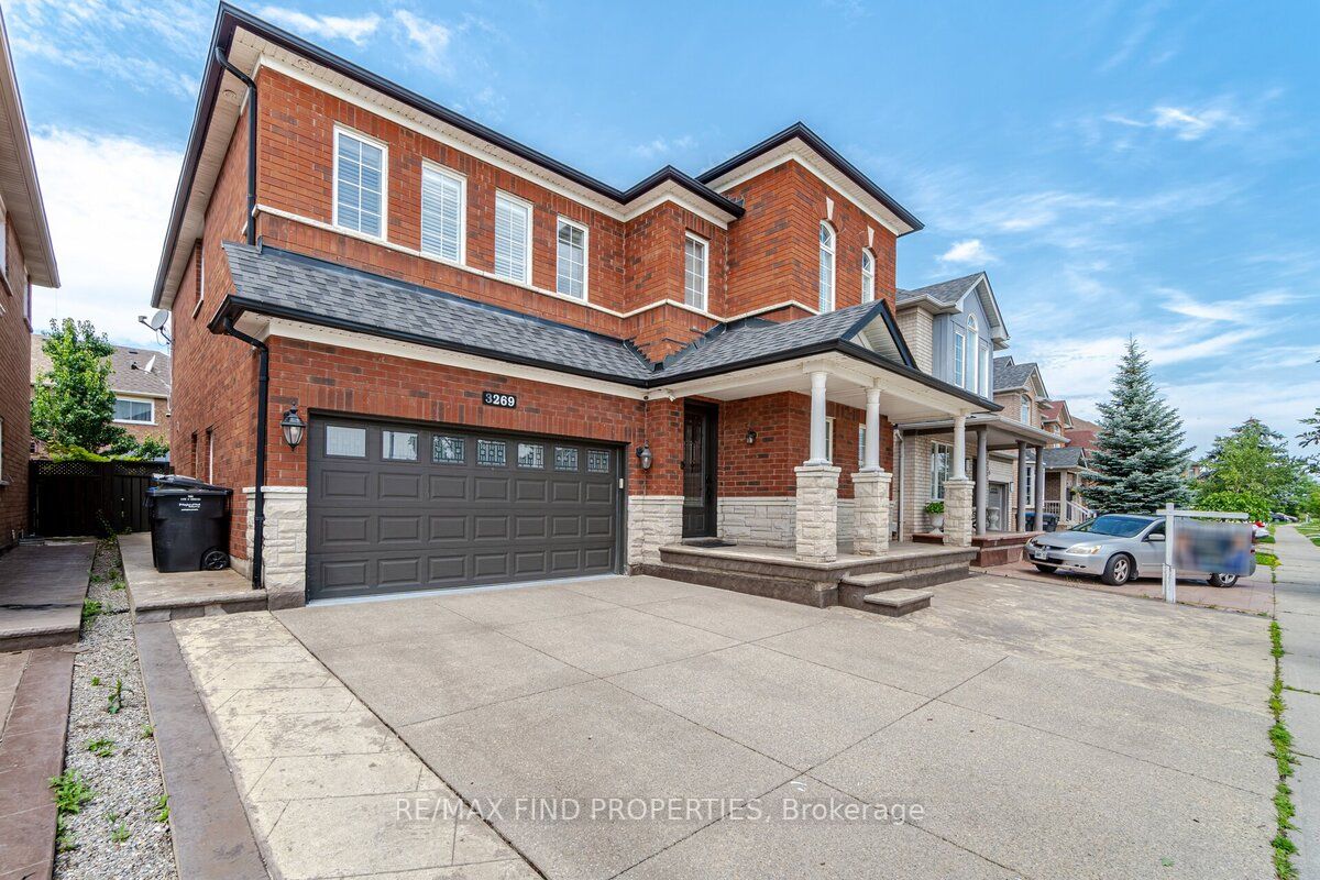 3269 Mcdowell Dr