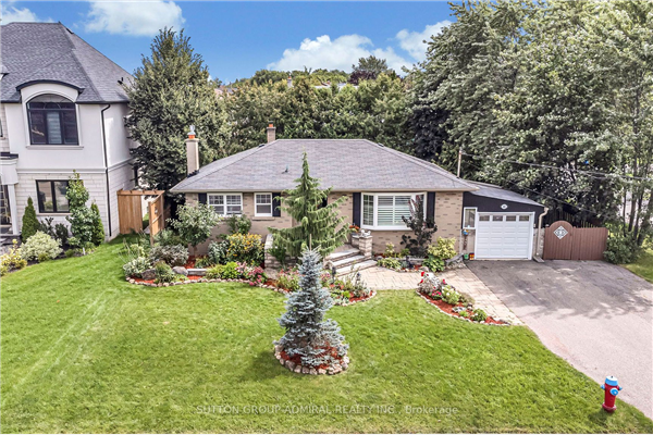 102 Meadowbrook Dr, Milton