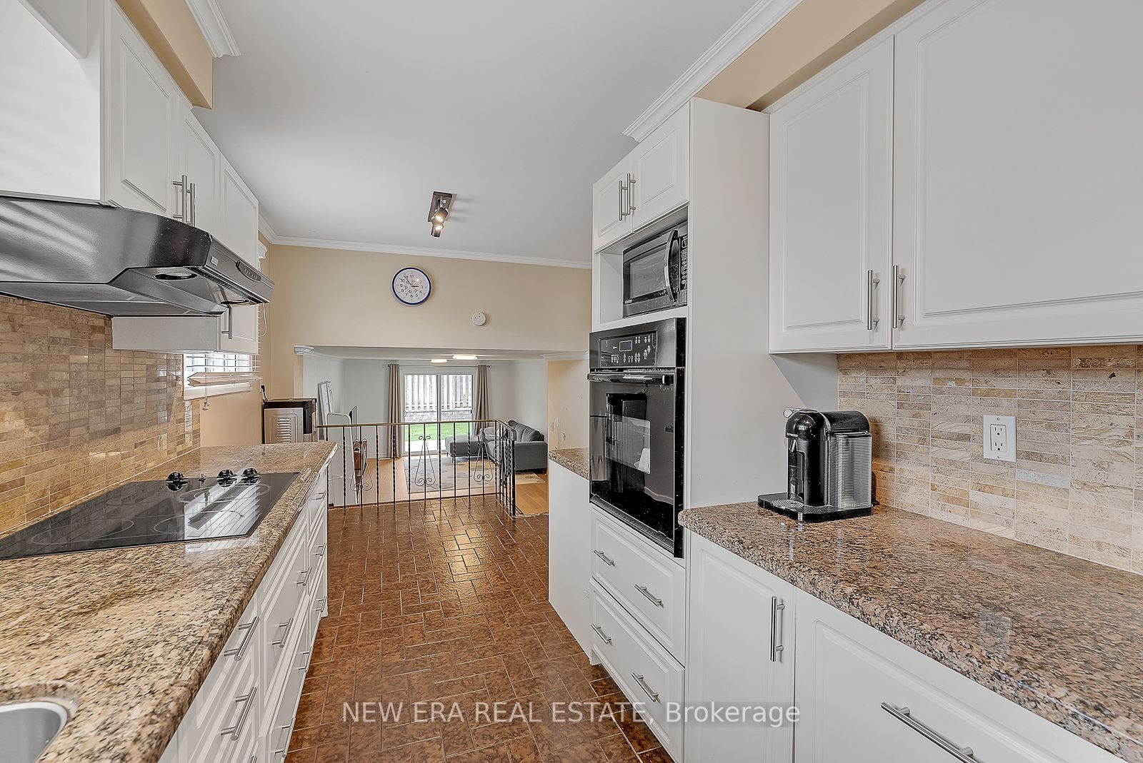 18 West Wareside Rd