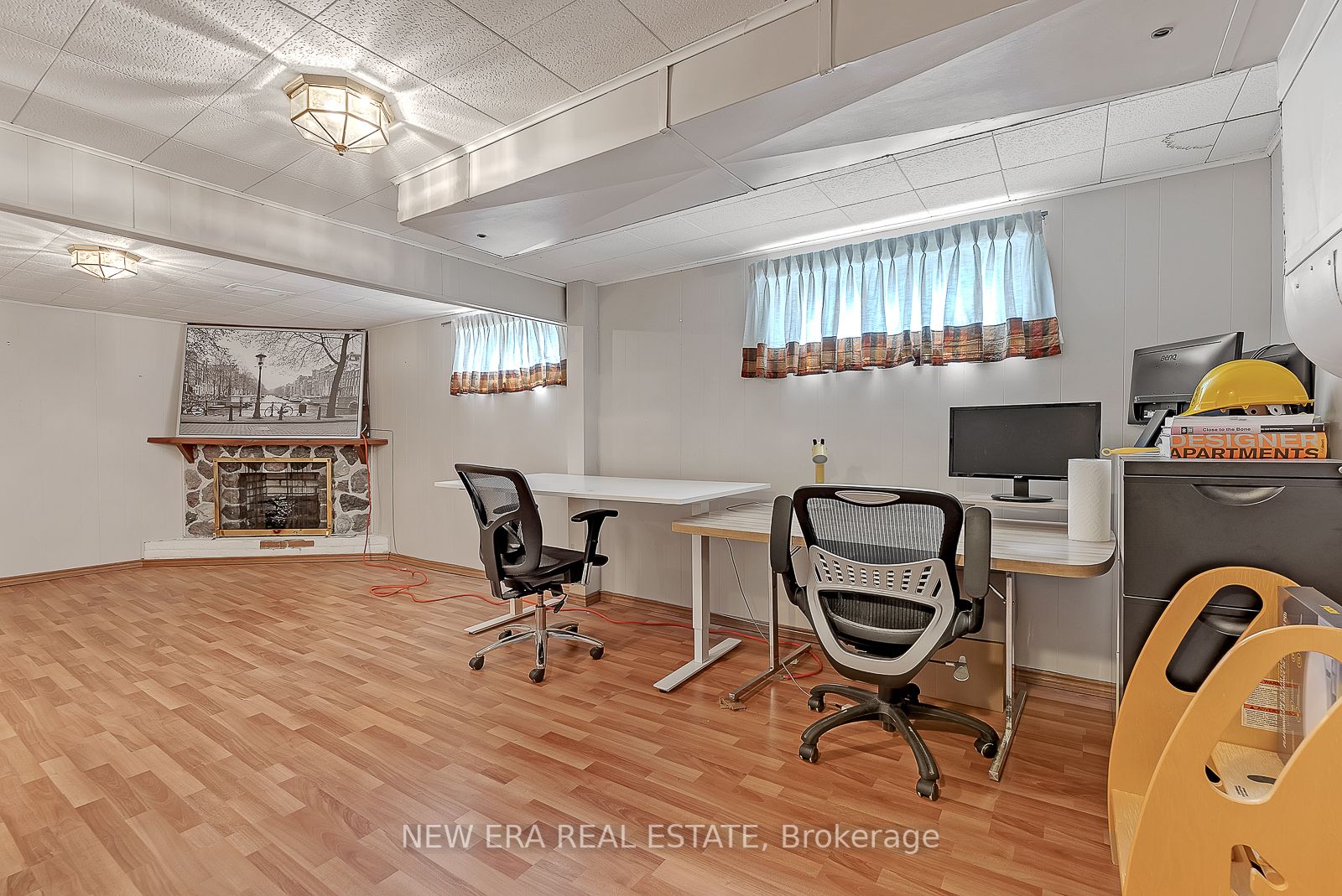 18 West Wareside Rd