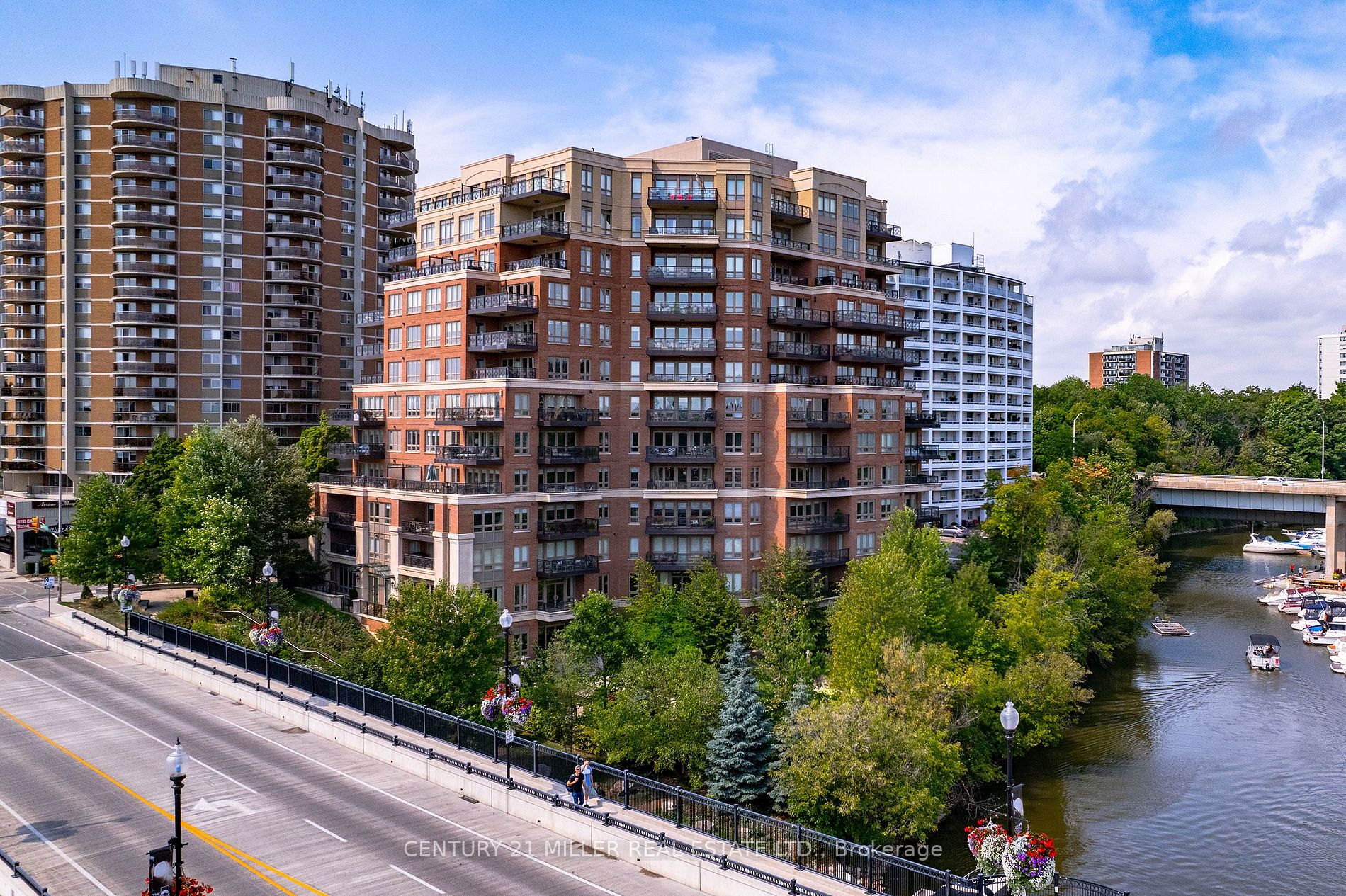 111 Forsythe St, #504