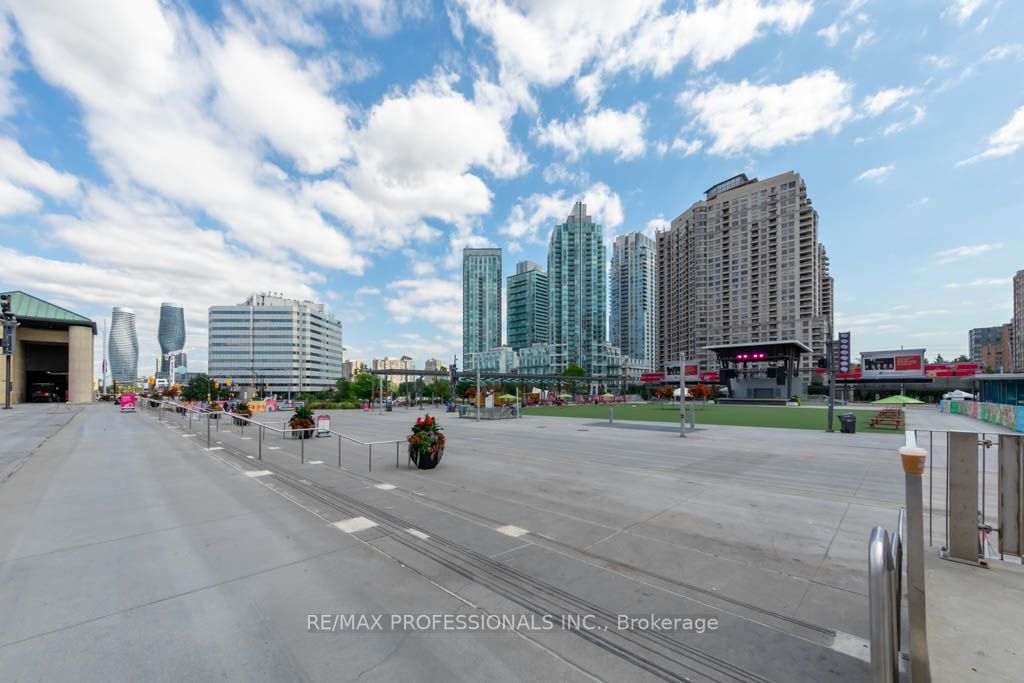 3900 Confederation Parkway, #5208