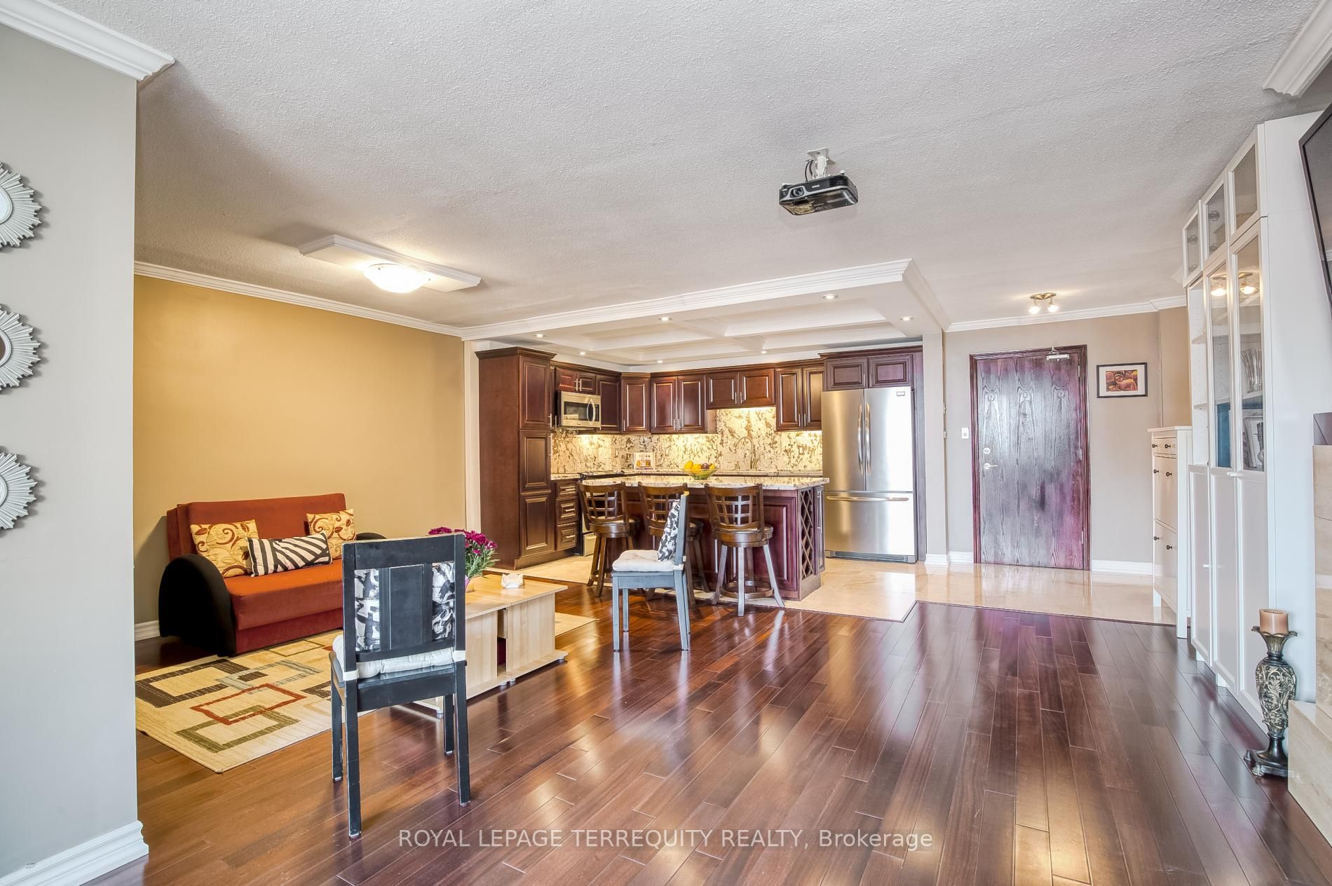 Listing W7000532 - Large Photo # 4