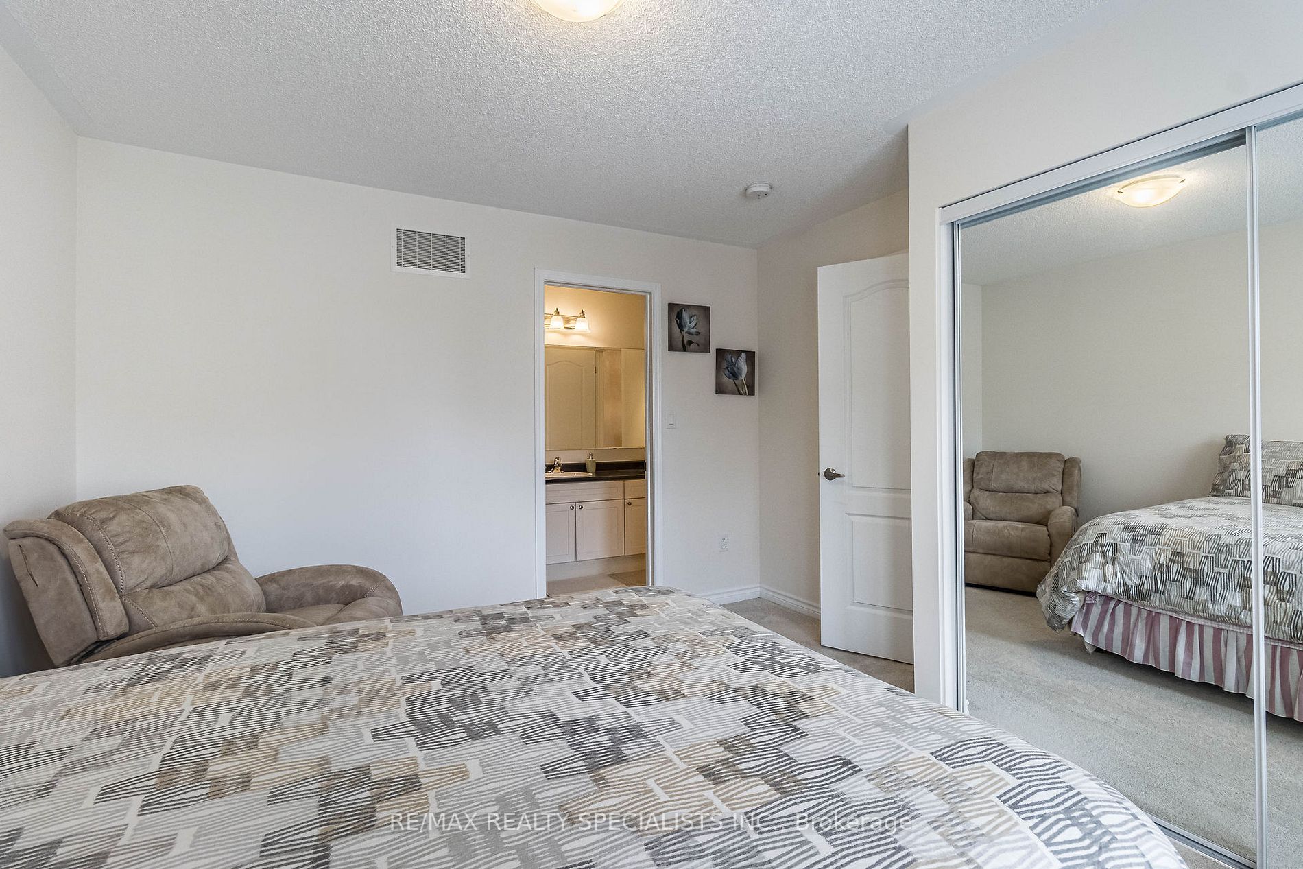 1732 Copeland Circ